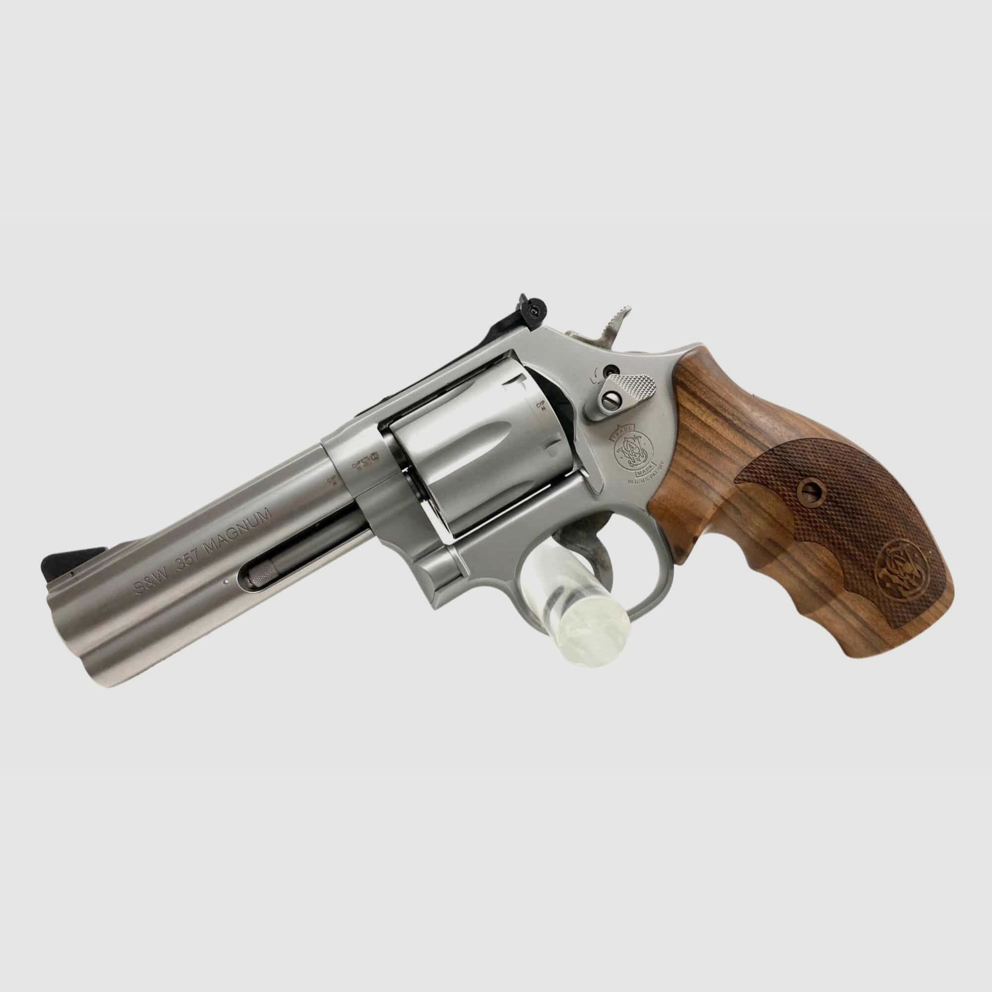 Smith & Wesson S & W Revolver Mod. 686 Security Special 4″ RB, image 1 of 7