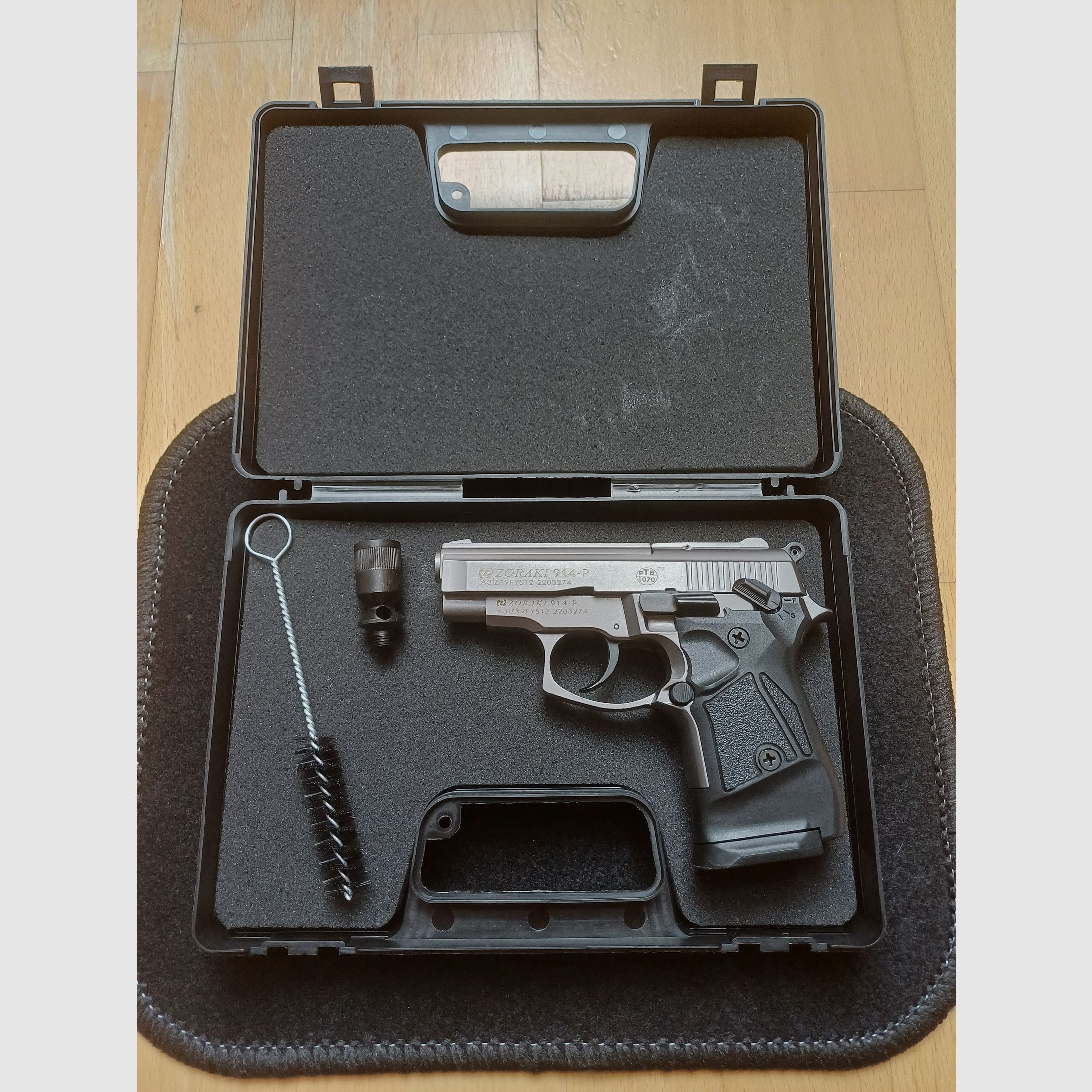 Zoraki 914-P pistolet d'alarme 9mm P.A.K. Titan arme de collection