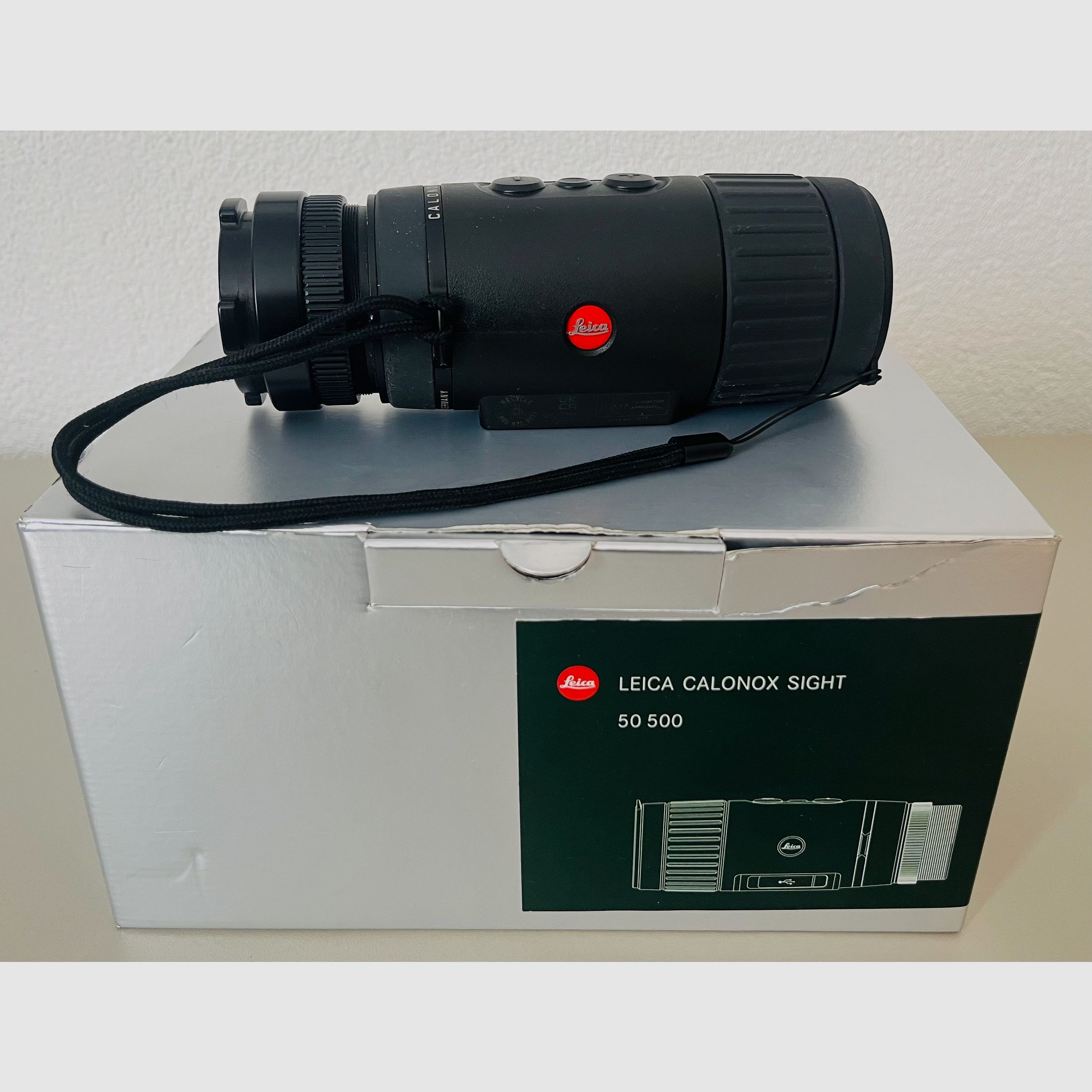 Leica Calonox thermal imaging attachment device