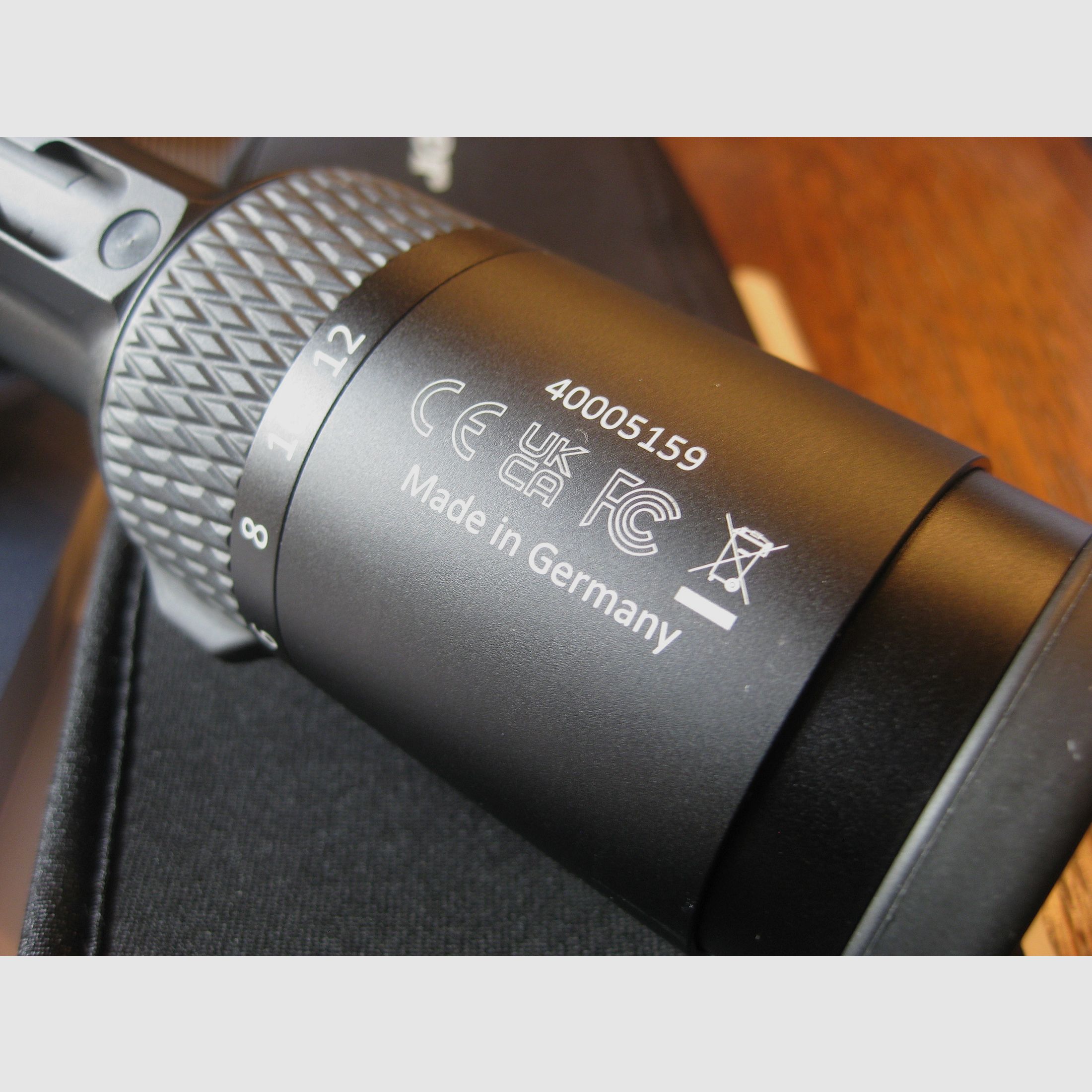 NUEVO " Blaser B2 2 - 12 x 50 iC S (riel interno ZEISS) en embalaje original con todos los accesorios !! NO Swarovski-Leica-Schmidt&Bender-Sauer-Mauser-GPO-DDoptics