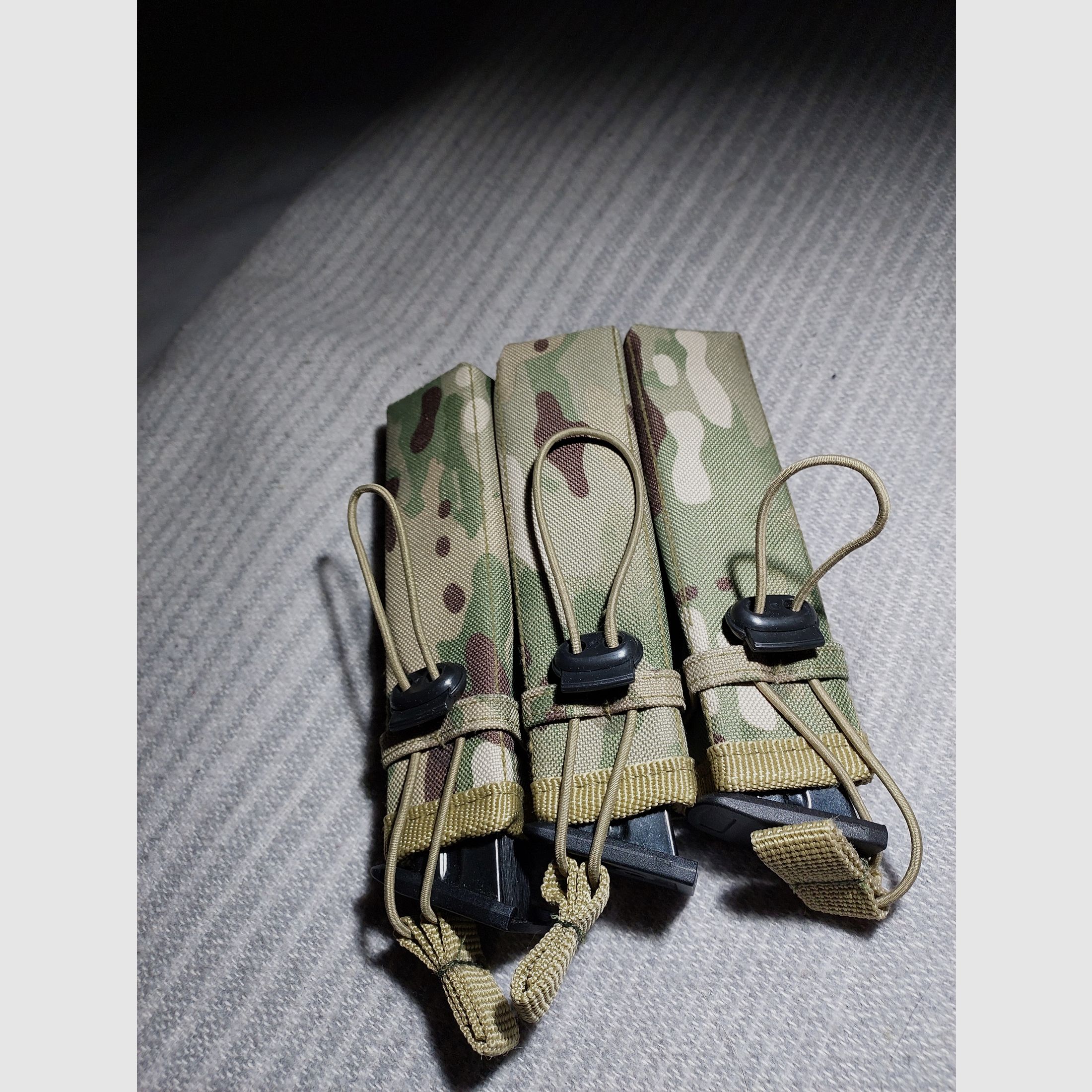 3 Magazine Zoraki 917 9mm P.A.K. in Camo Molle Holster PLUS Loading Aid