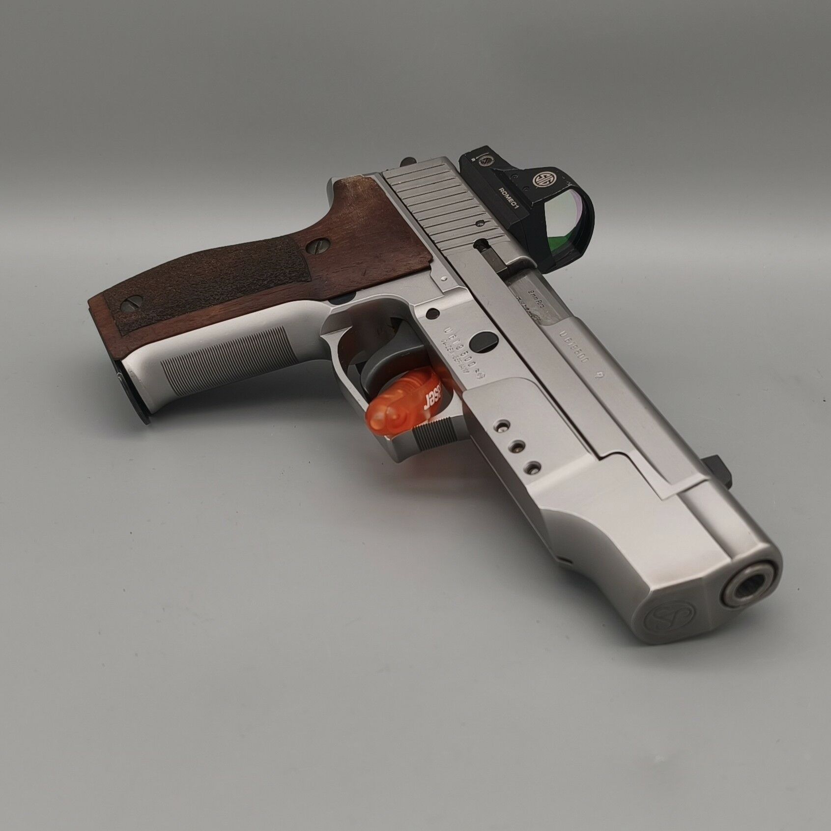 SIG Sauer P226S con Romeo 1 e mirino regolabile 9mmLuger