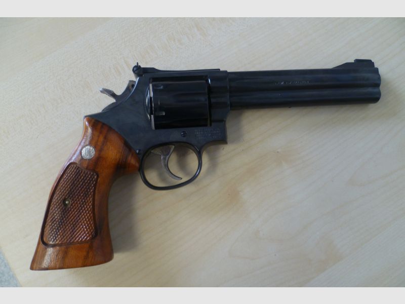 Revolver Smith & Wesson Model 586 .357 Magnum