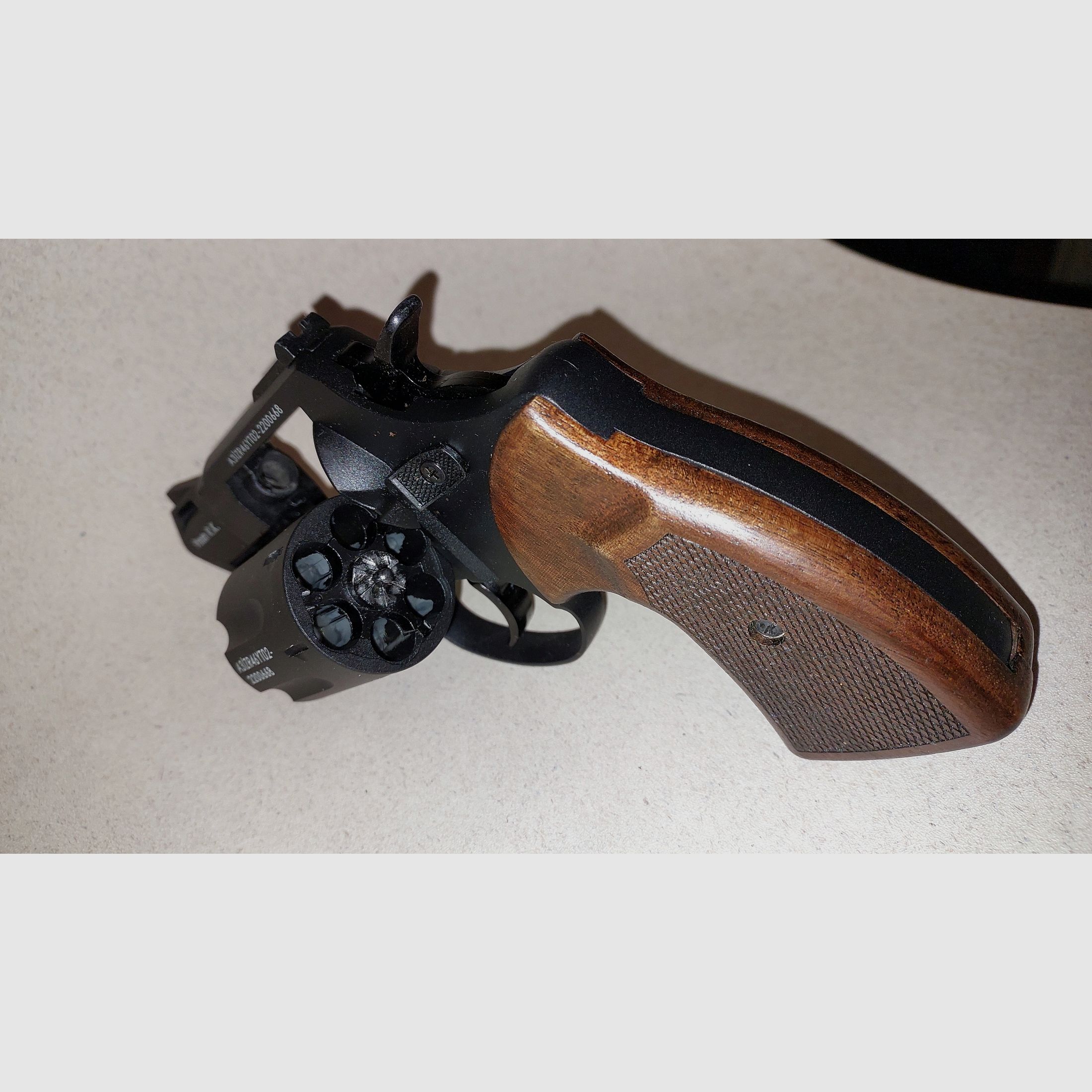 Set Zoraki R2 2 Zoll Revolver Kal. 9mm R.K. brüniert Holzgriffschalen & Radar Passform Gürtelholster Schwarzleder