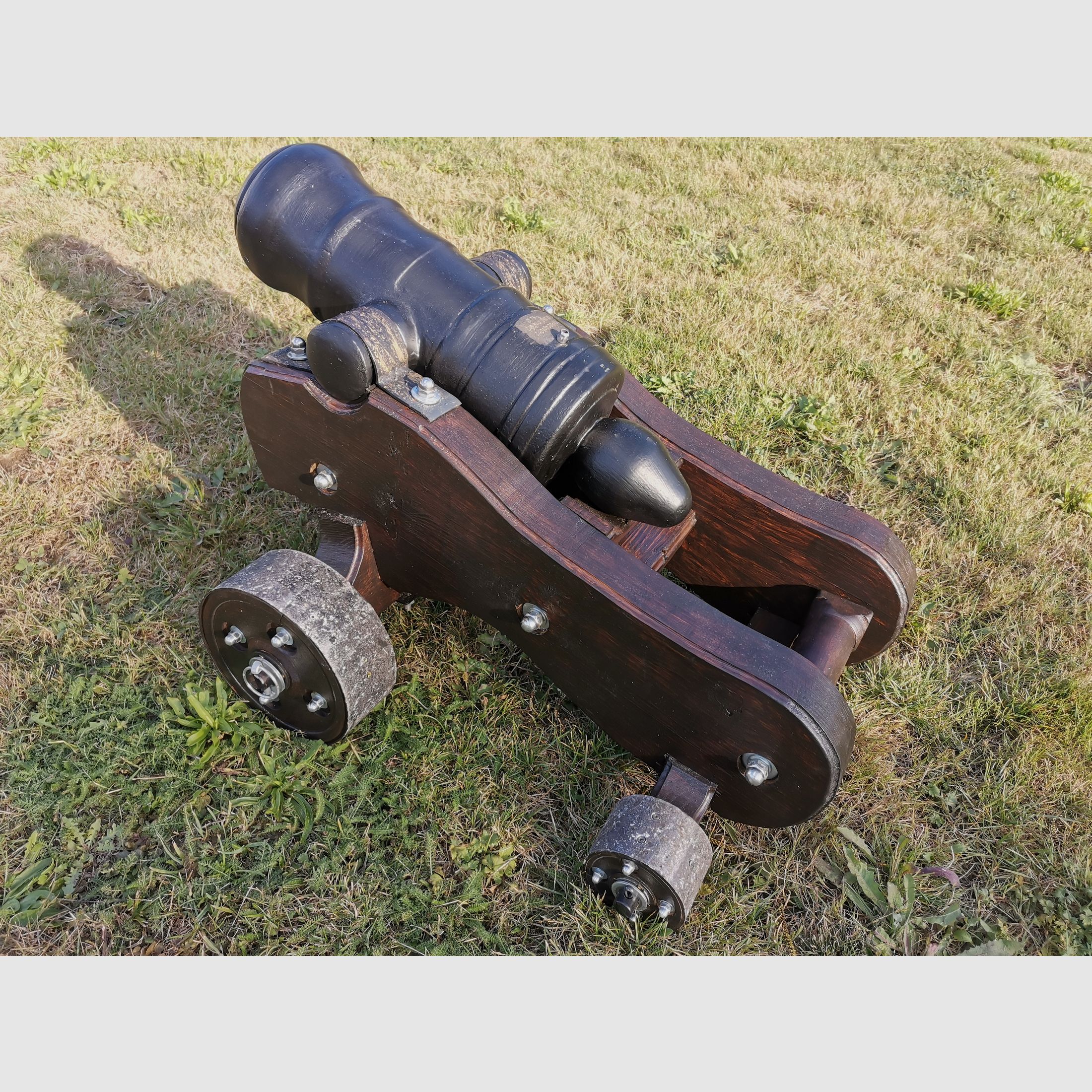Große Böllerkanone Kaliber 75mm inkl. neuen Beschuss Vorderlader Kanone