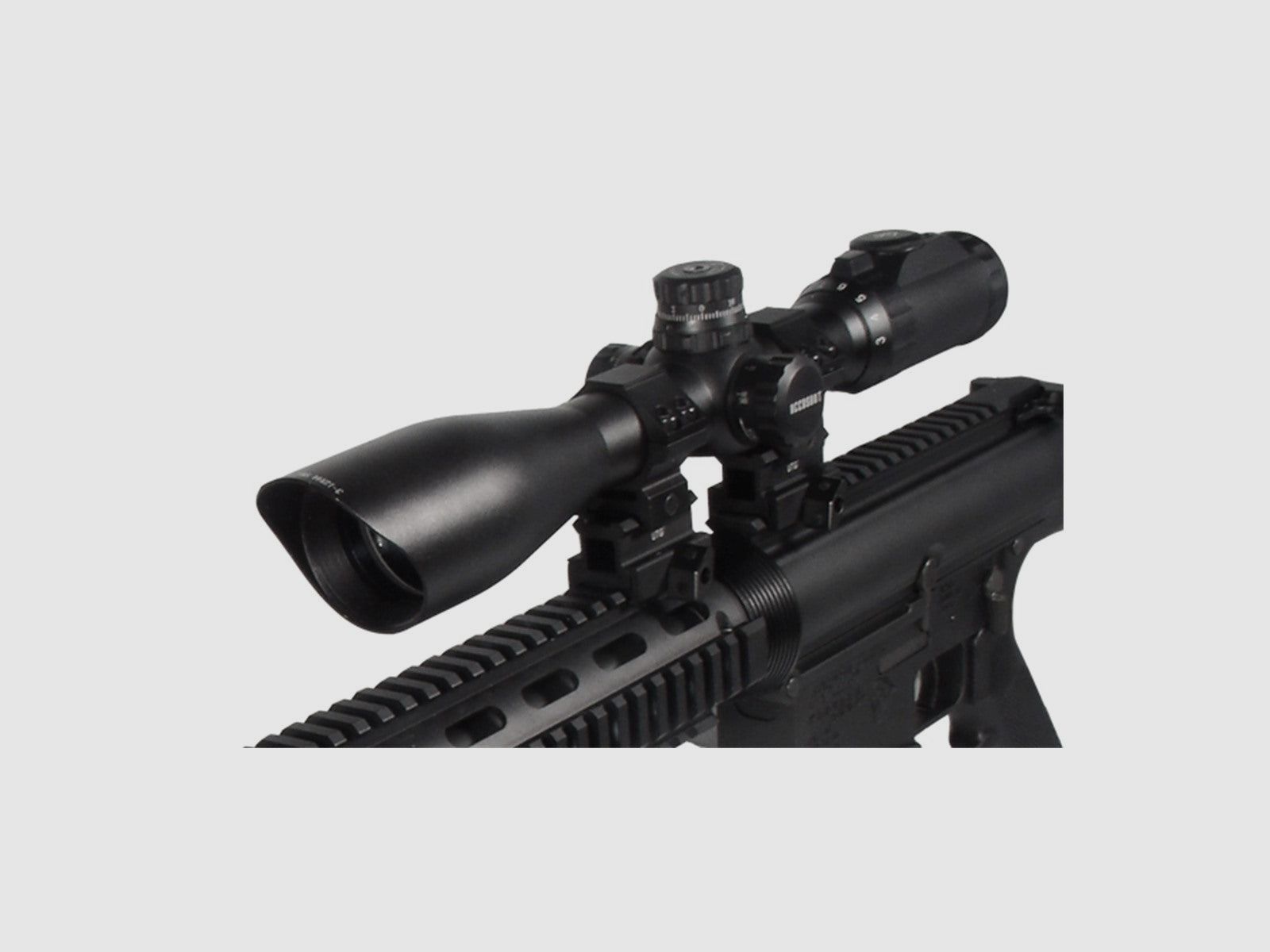 UTG 3-Slot Riser Mount, 0.83" Altura del sillín, 1.58" Longitud