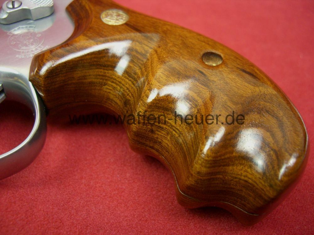 Smith & Wesson	 627 Target Champion