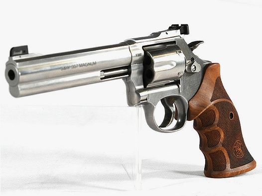 Smith & Wesseon 686 Target Champion Deluxe Match Master