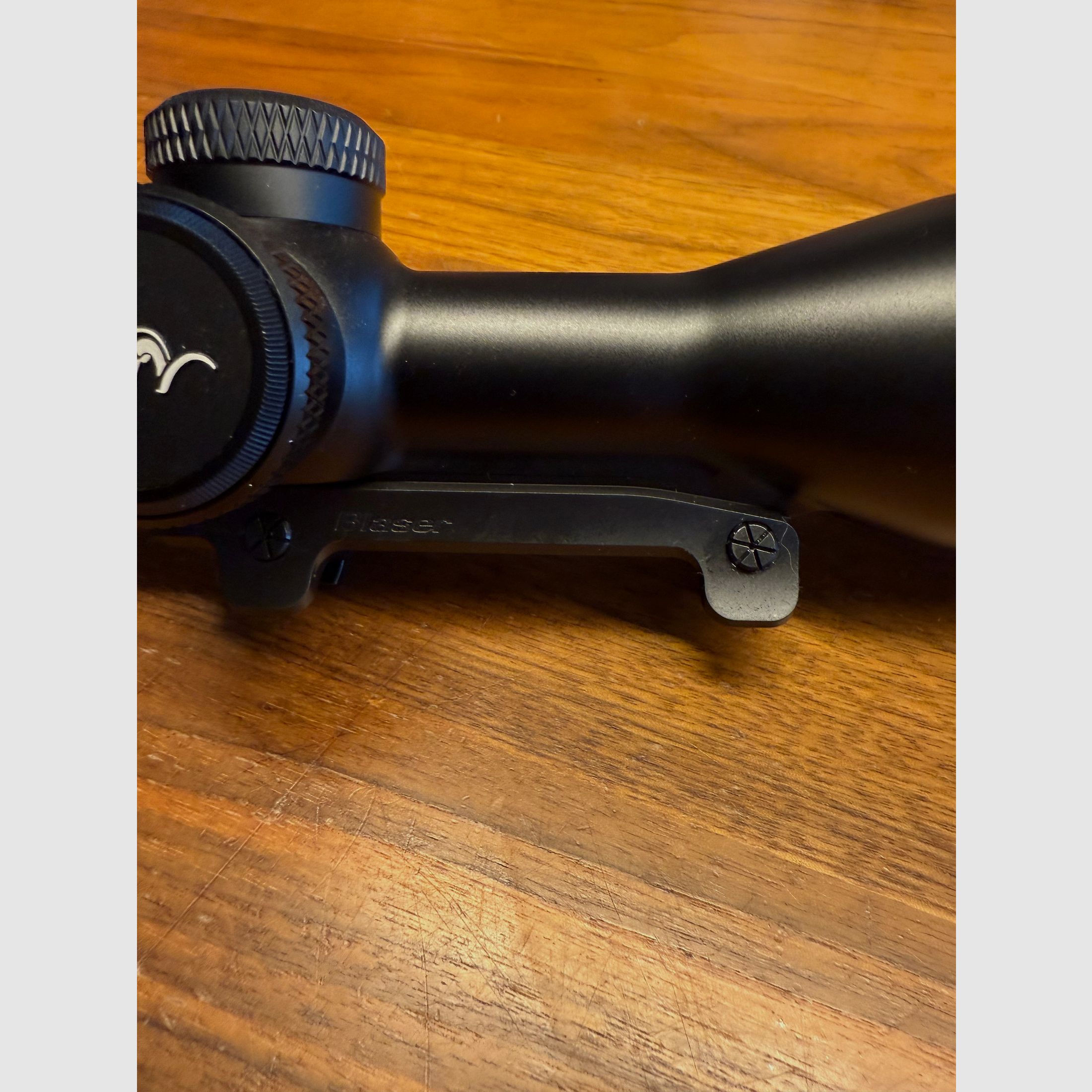 Blaser B2 2-12x50 iC Zielfernrohr mit Schiene & Sattelmontage