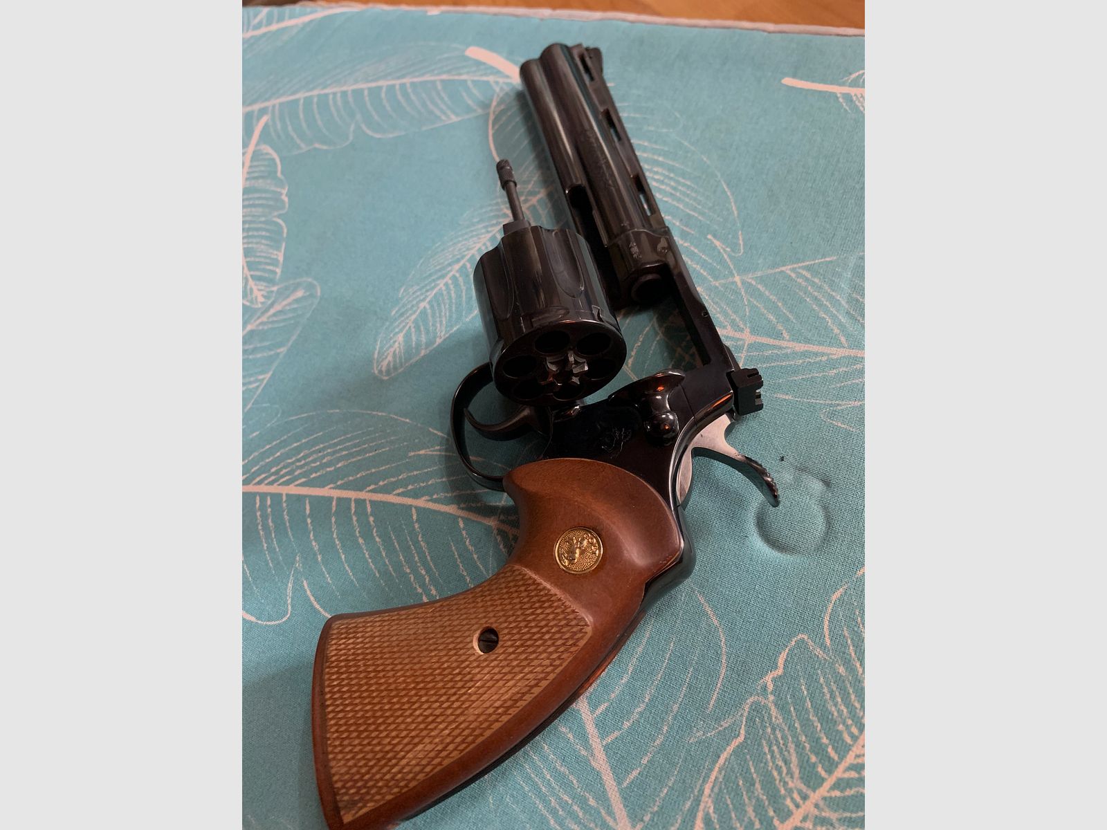 Colt Python schwarz 