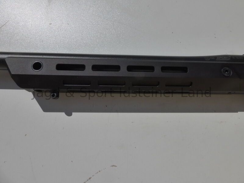 Bergara B14 BMP Varmint incluso base rail di Dentler