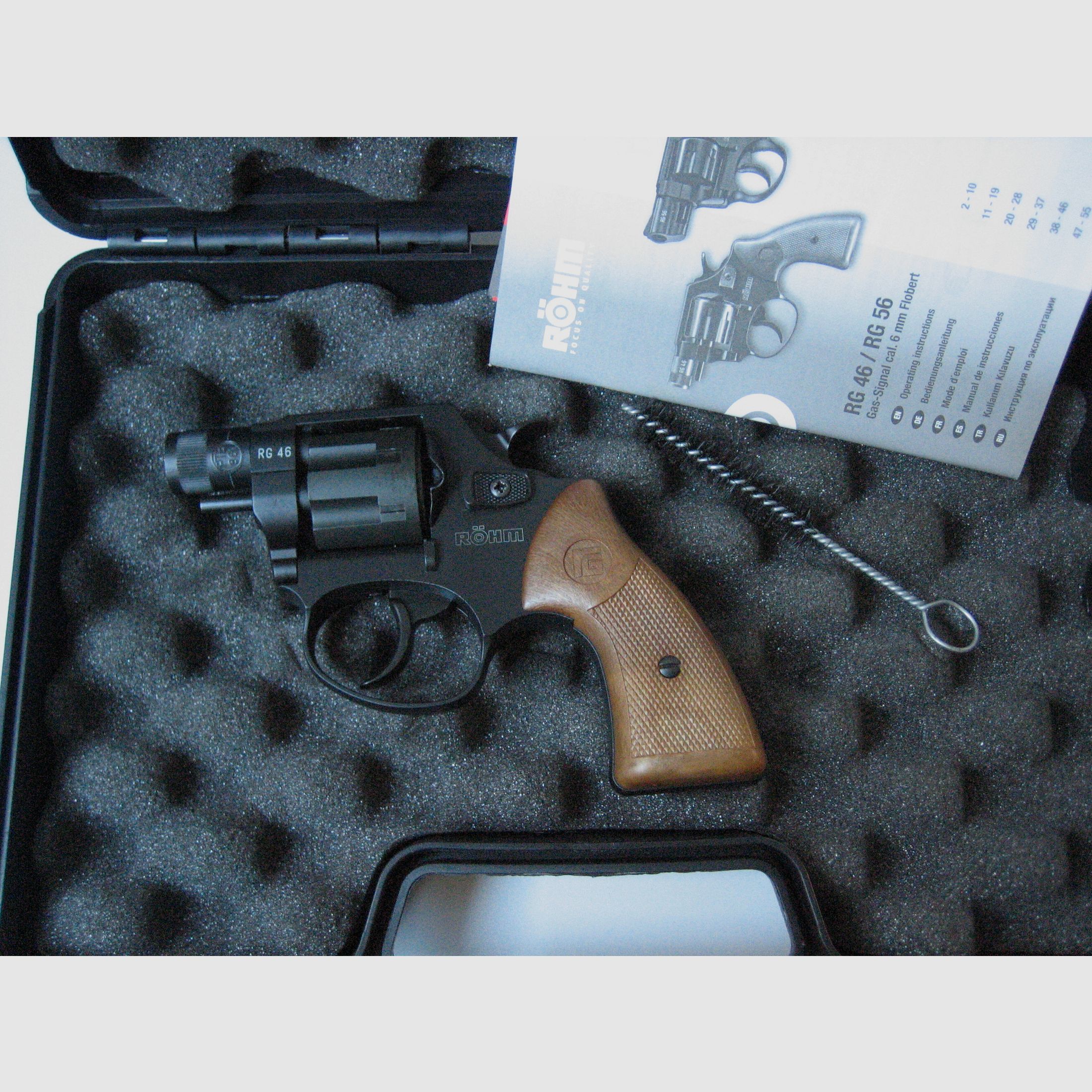 Röhm RG 46  cal. 6 mm R Knall Schreckschuss- Gasrevolver neu neu 