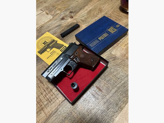 Röhm RG600 kal. 22 lang knalpatroon Made in West-Duitsland