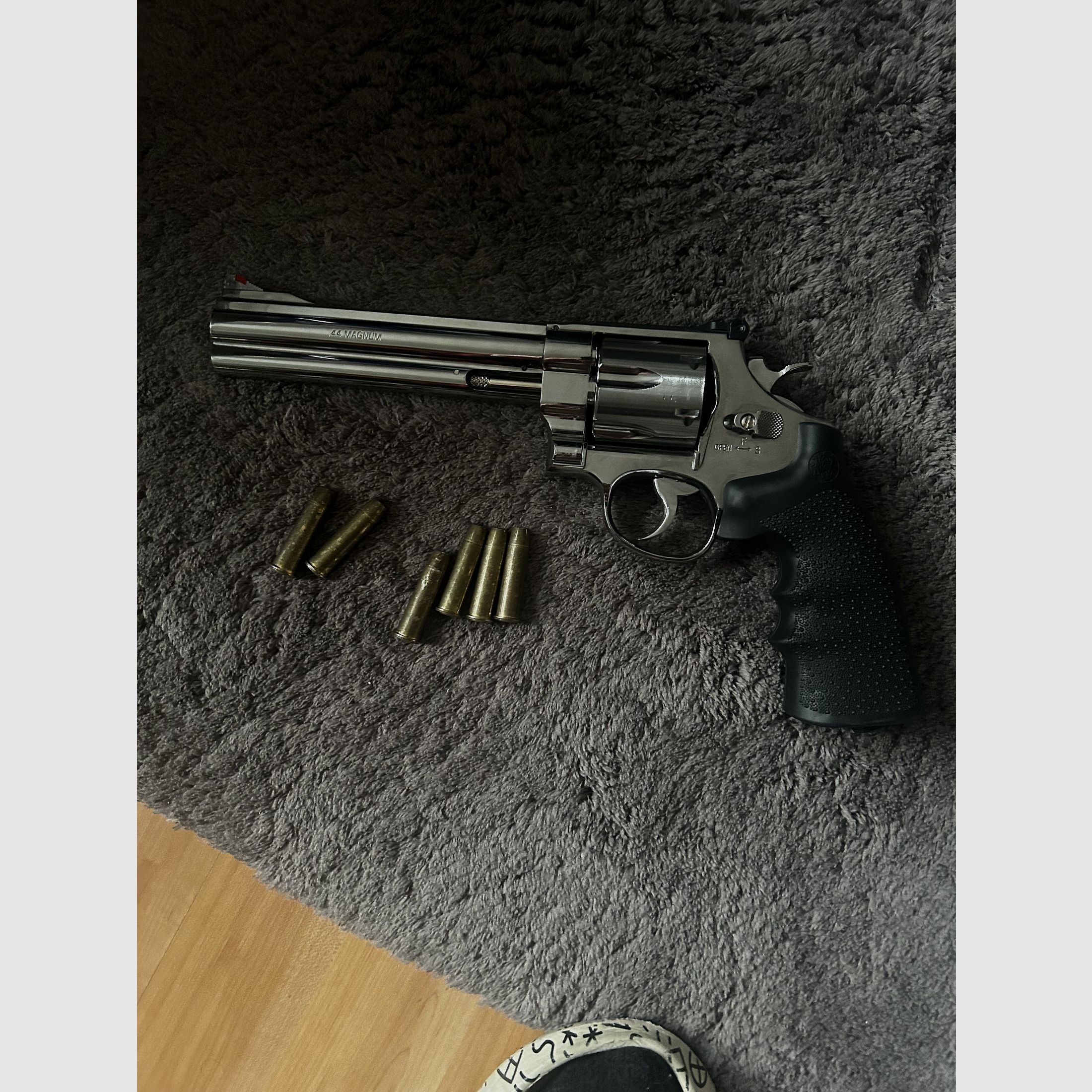 Smith & Wesson 629 Classic Airsoft – large version, used