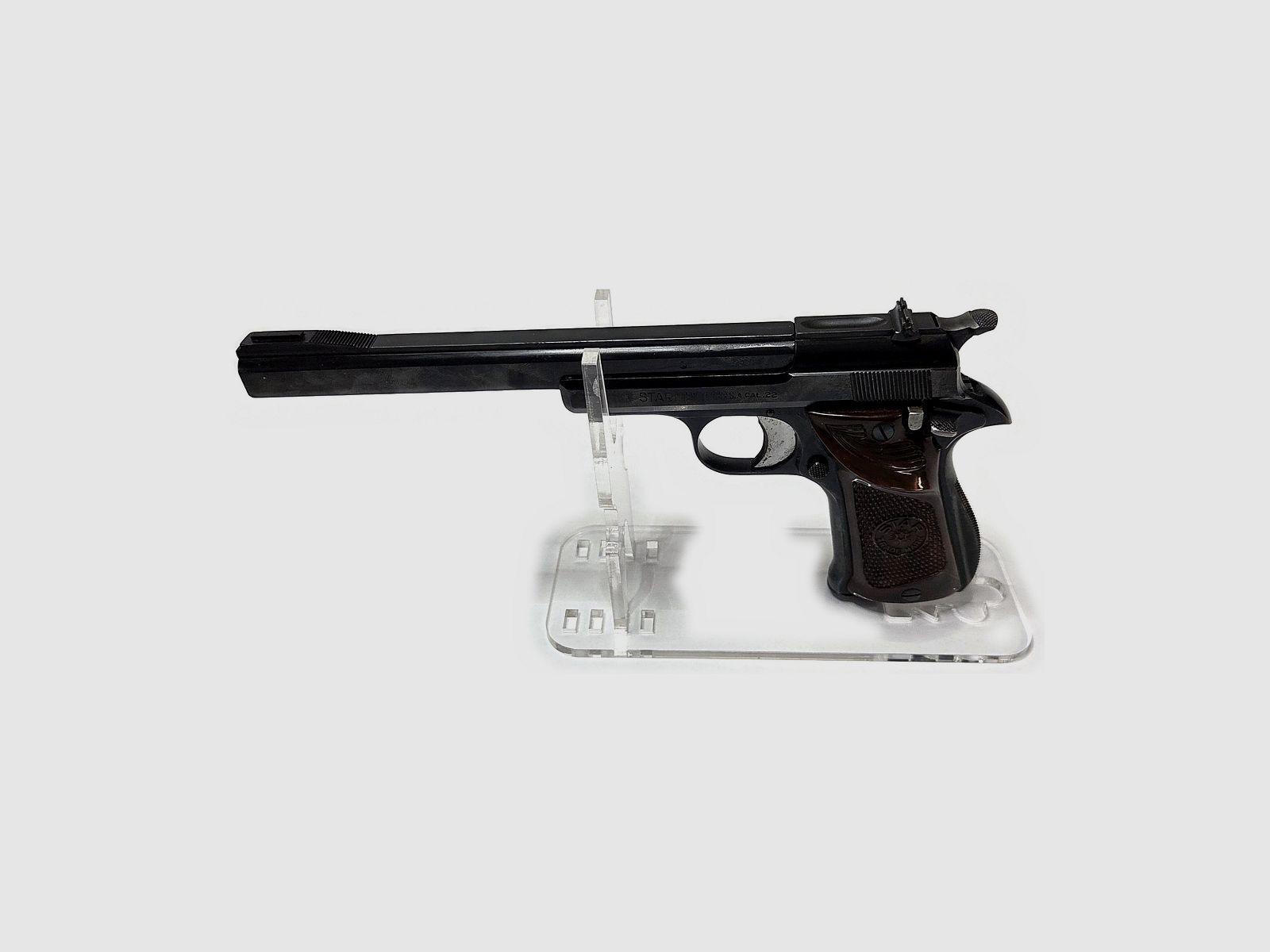 Pistolet Star Target .22 LR używany, dla osób praworęcznych, zdjęcie 1 z 2