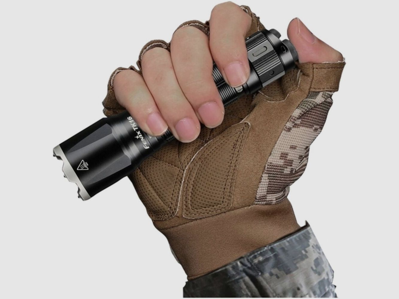 Fenix Lampe TK16 V2.0