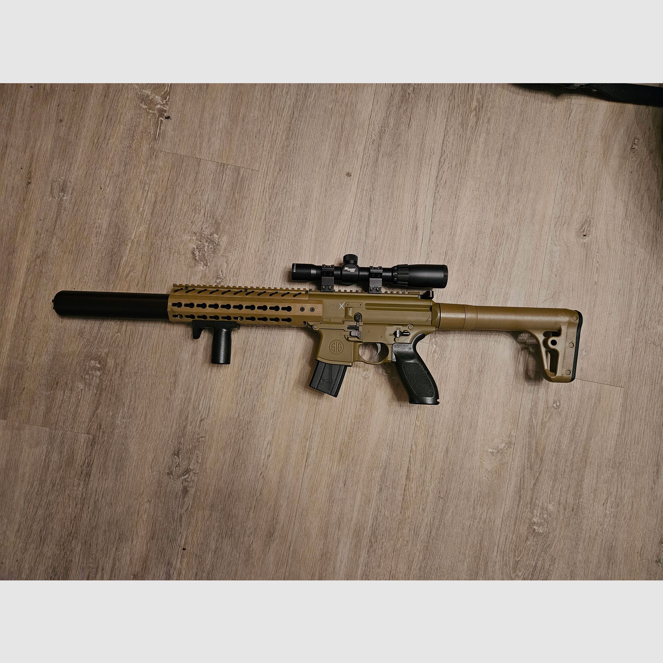 SigSauer MCX CO2 Luftgewehr + Red Alert RF - 1911 CO2 Blowback