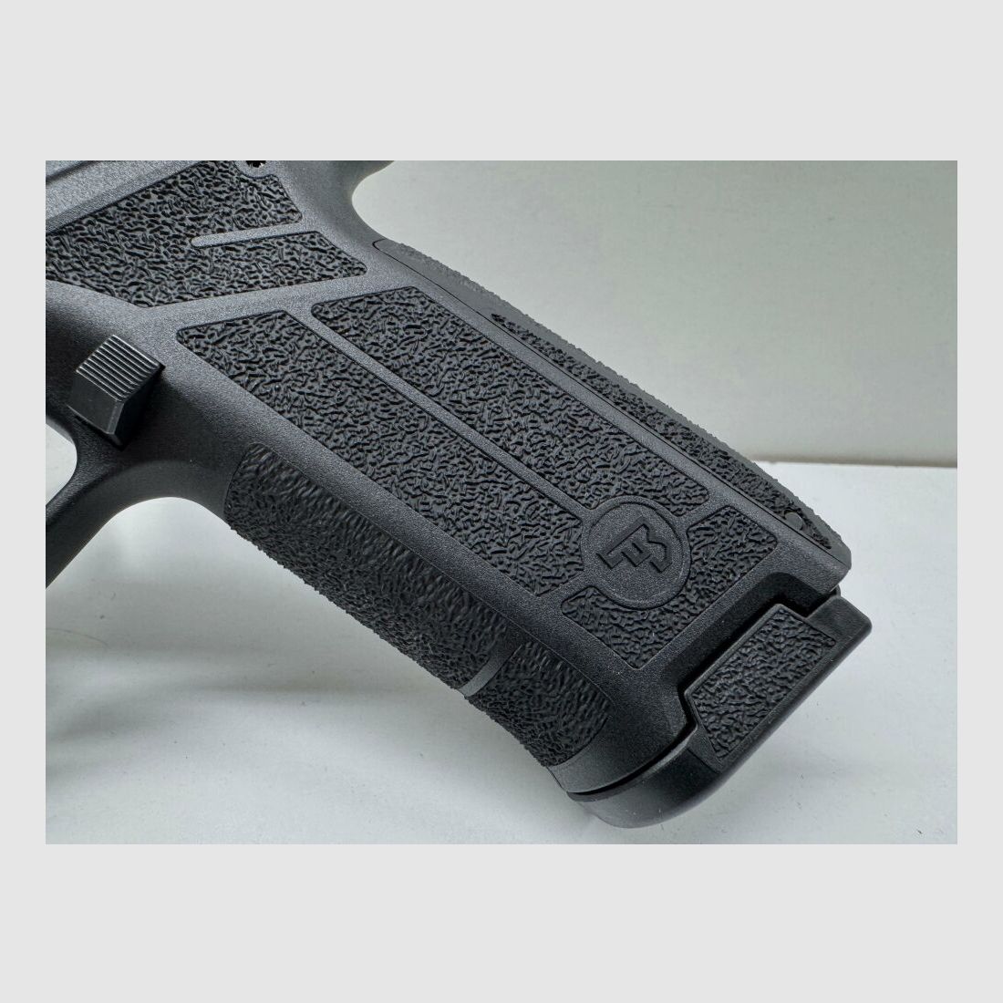 CZ P-09 F Nocturne - Waffen Friedrichs