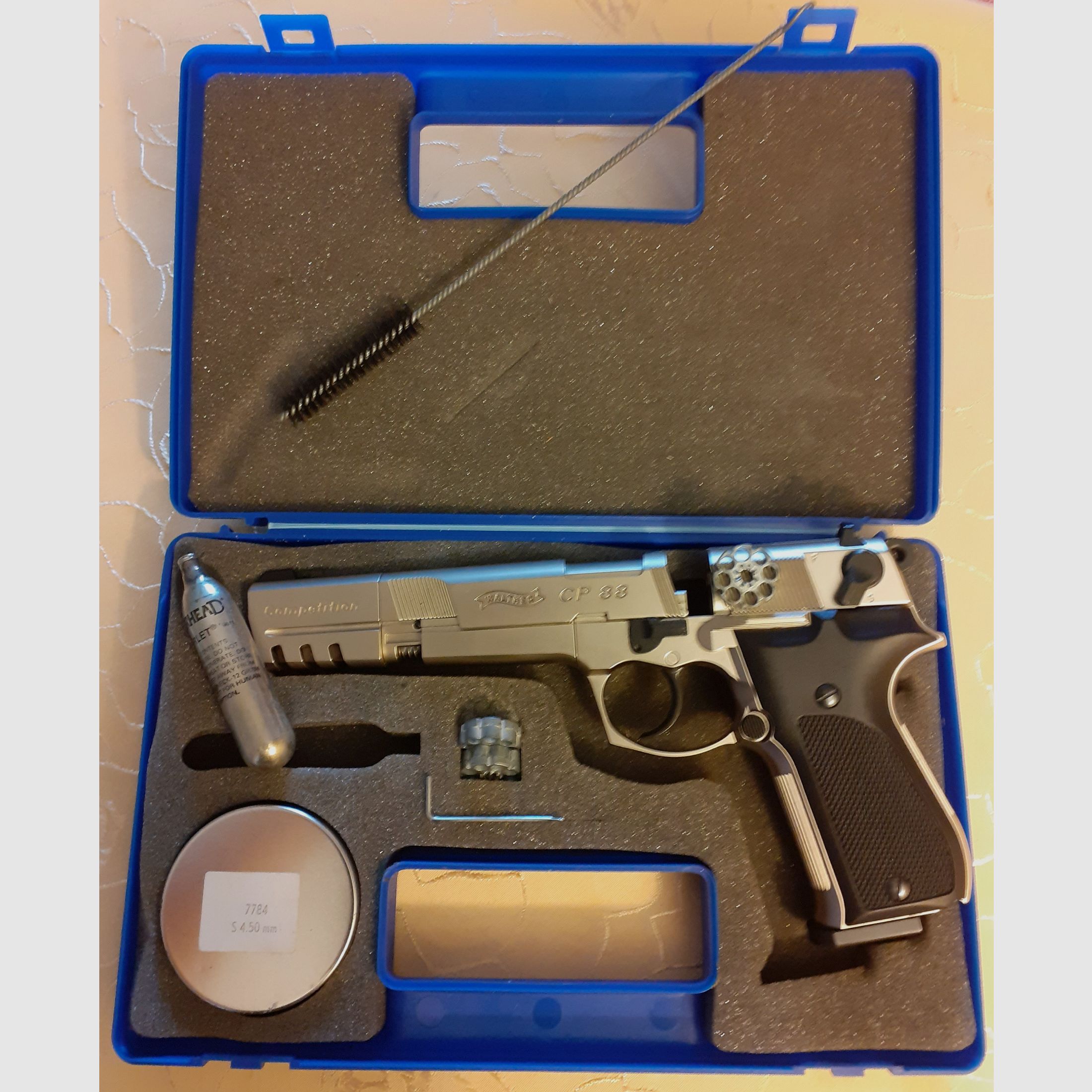 Pistolet CO2 Walther CP88 Competition, niklowany