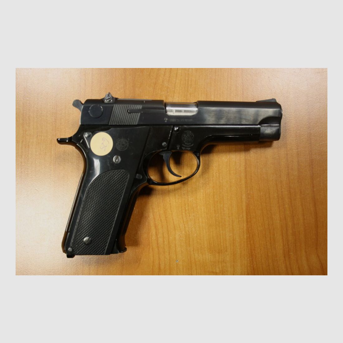 Smith & Wesson S&W Mod 59 caliber 9mm Luger from 1975 59
