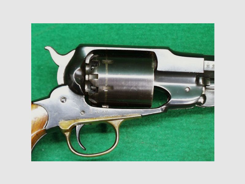 Revolver Uberti Remington 1858