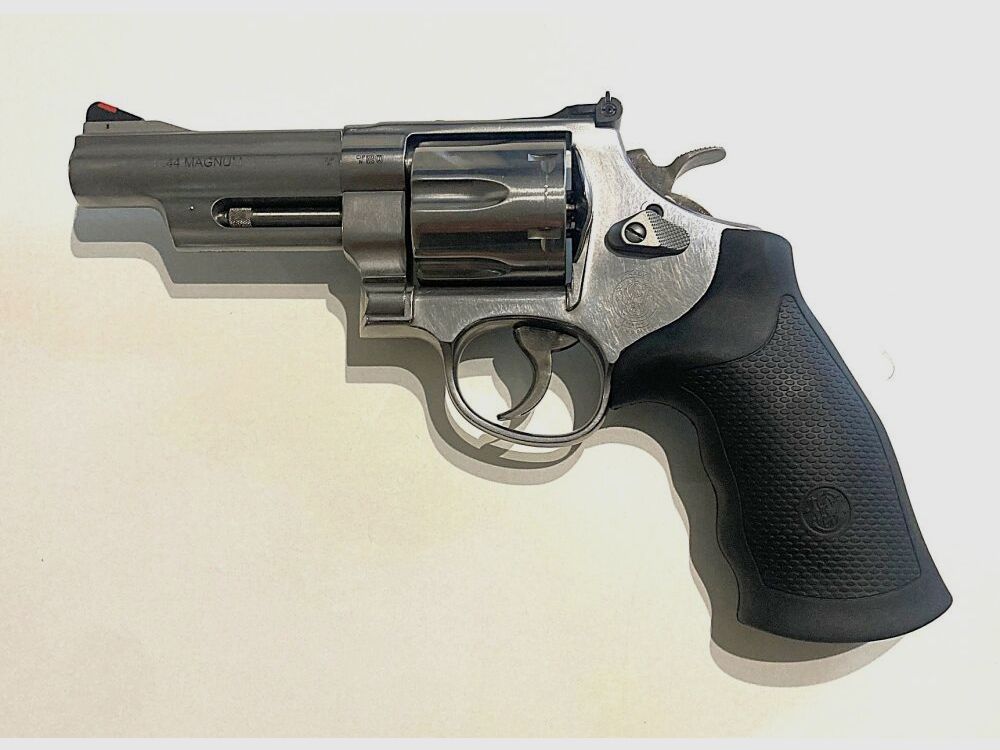 Smith & Wesson 629-6 4"