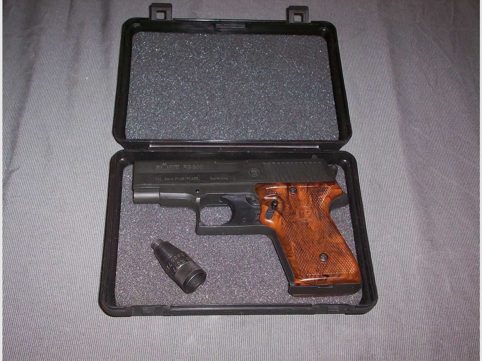 Pistolet gazowy Röhm RG 300, 6 mm Automatik Model i akcesoria!