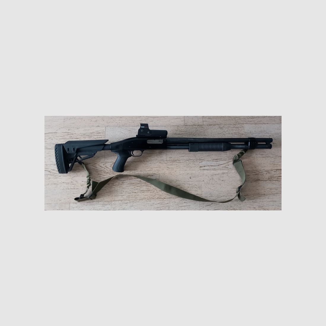 Mossberg Maverick 88 in 12/76 / AR15 Schaft