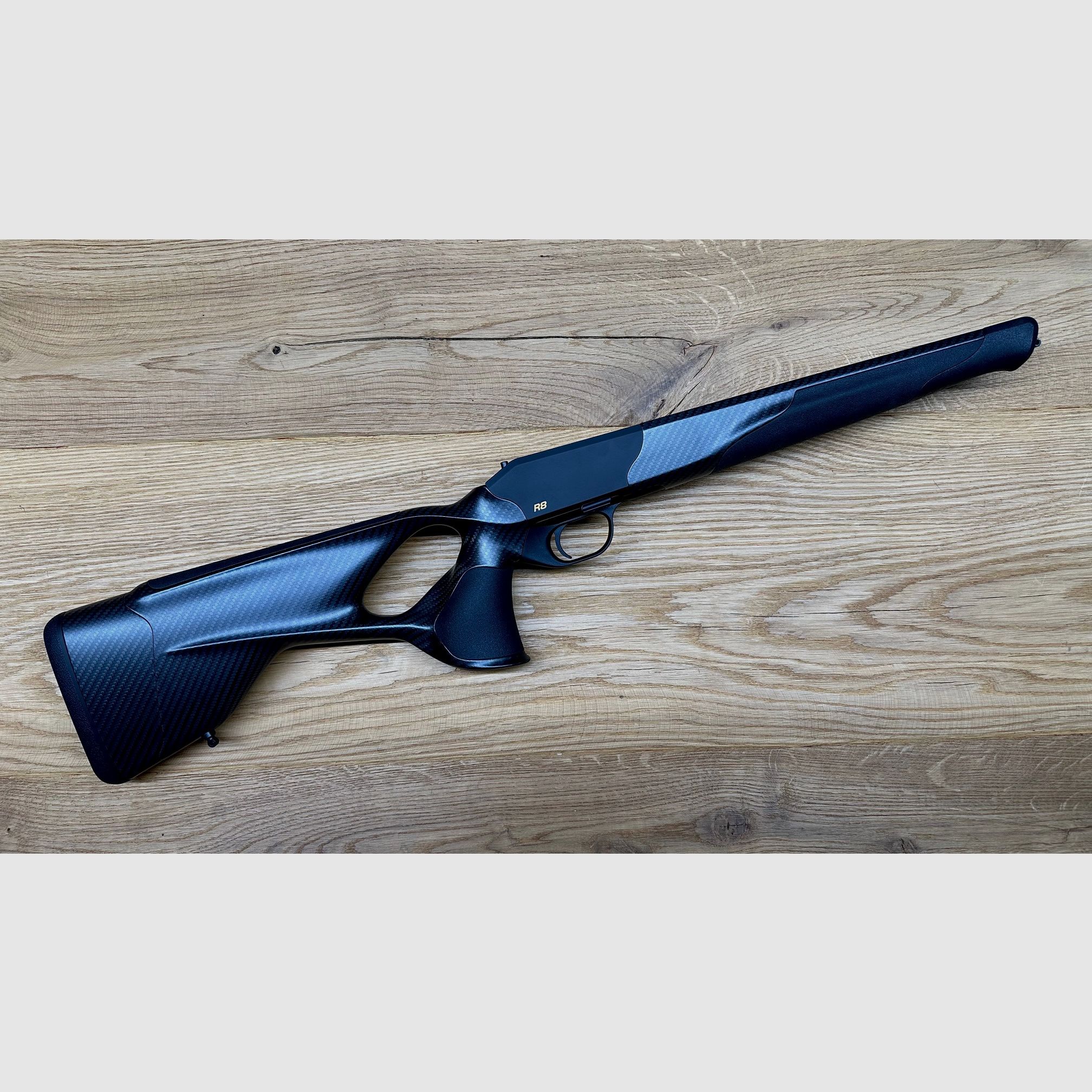 Blaser R8 Ultimate Carbon Schaft mit Gehäuse/System // Atzl Match-Jagd-Abzug