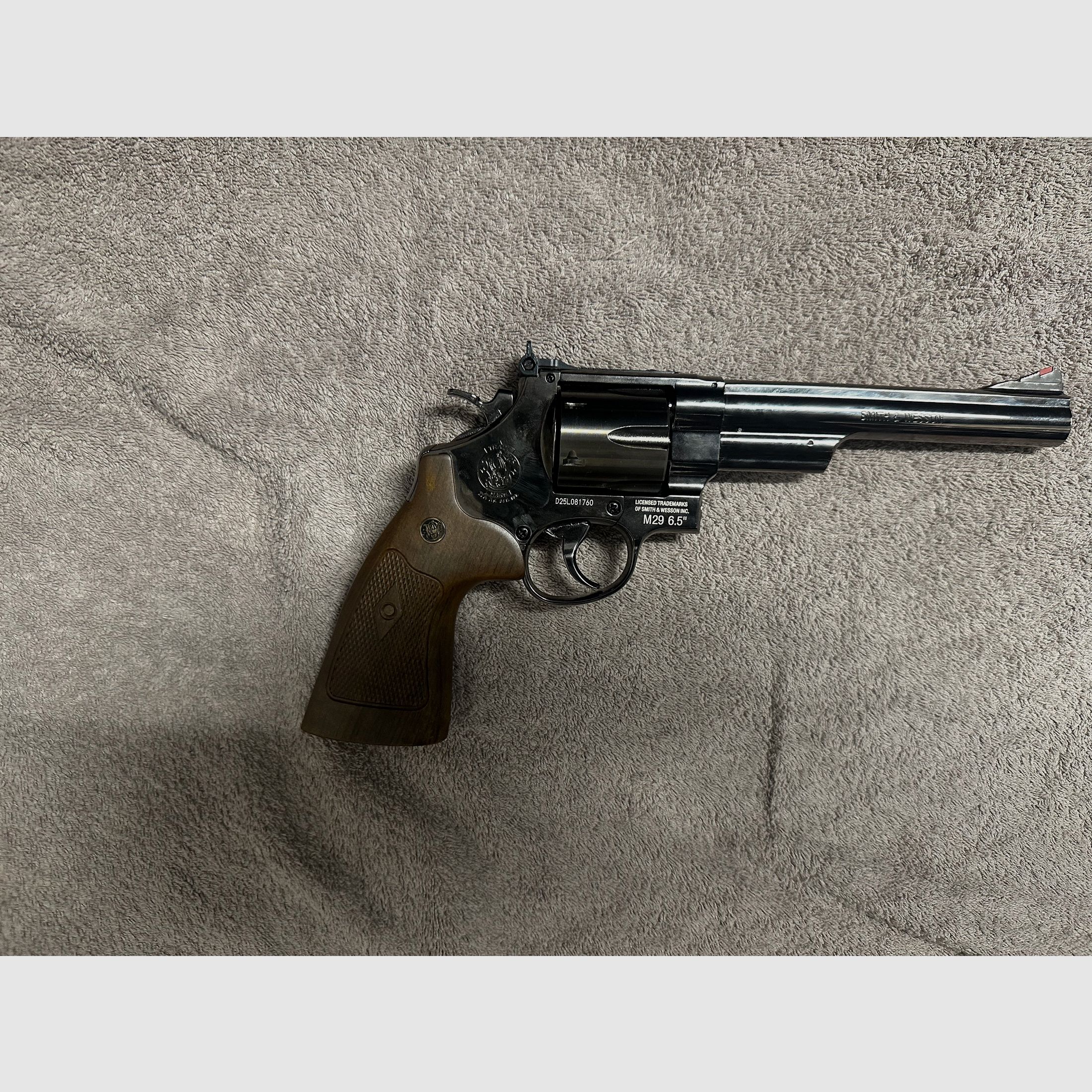 Revolver 4,5 mm Diabolo – freie Waffe ab 18