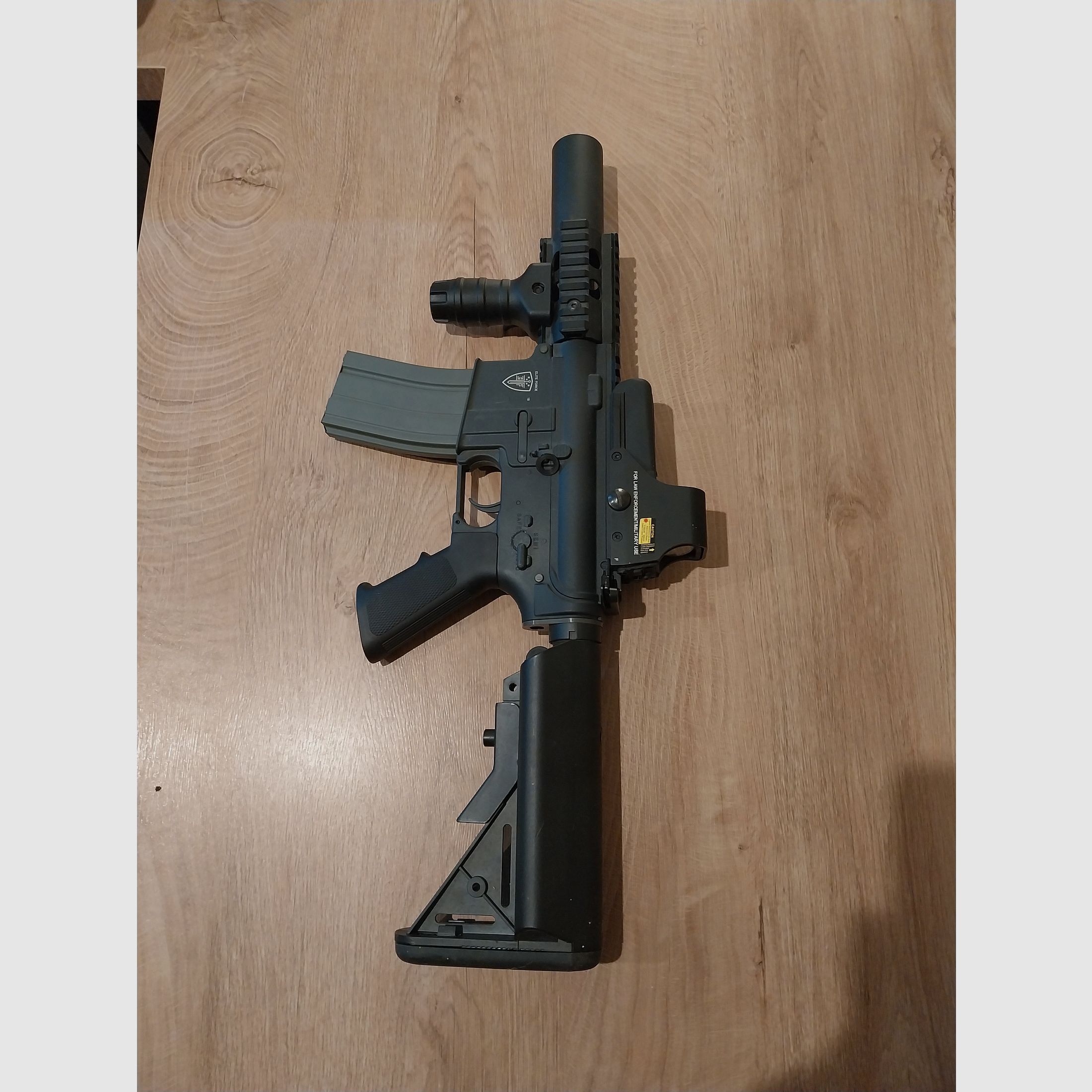 Umarex Elite Force EF18