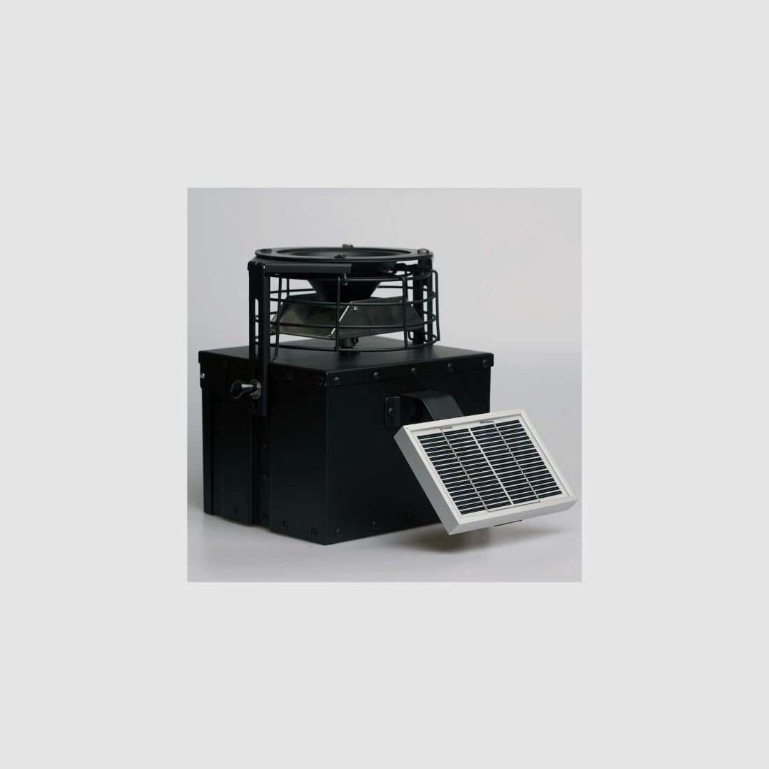 Attratec Futterautomat mit 220 L Faß