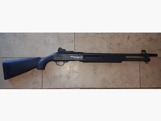 Fabarm repeating shotgun caliber 12/76