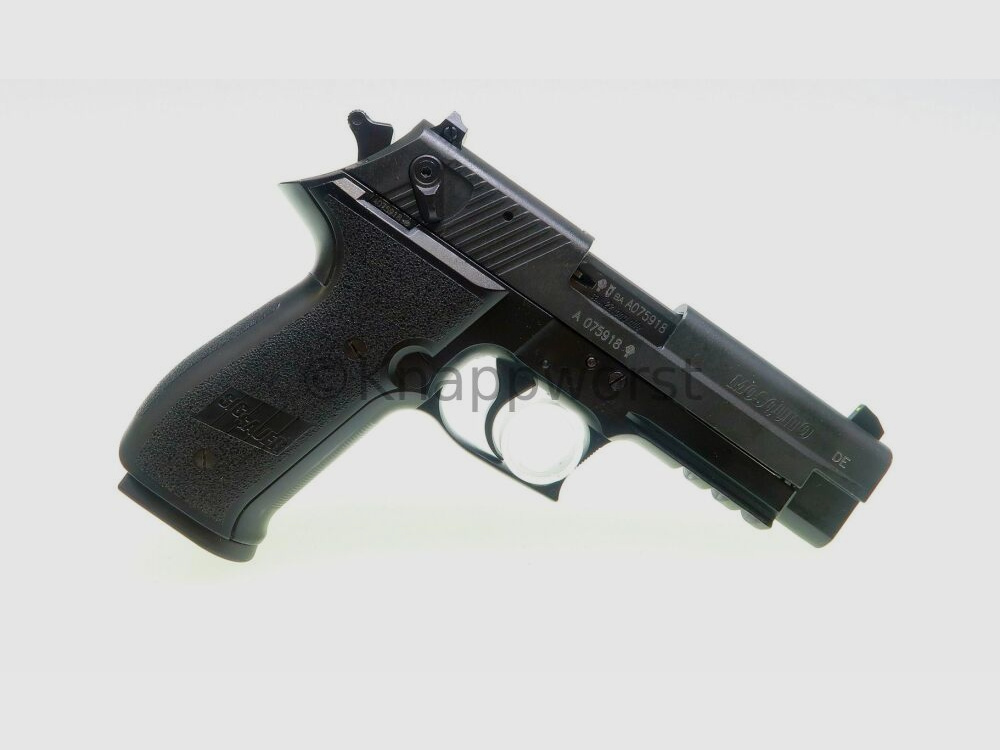 SIG	 Sig Sauer Mosquito