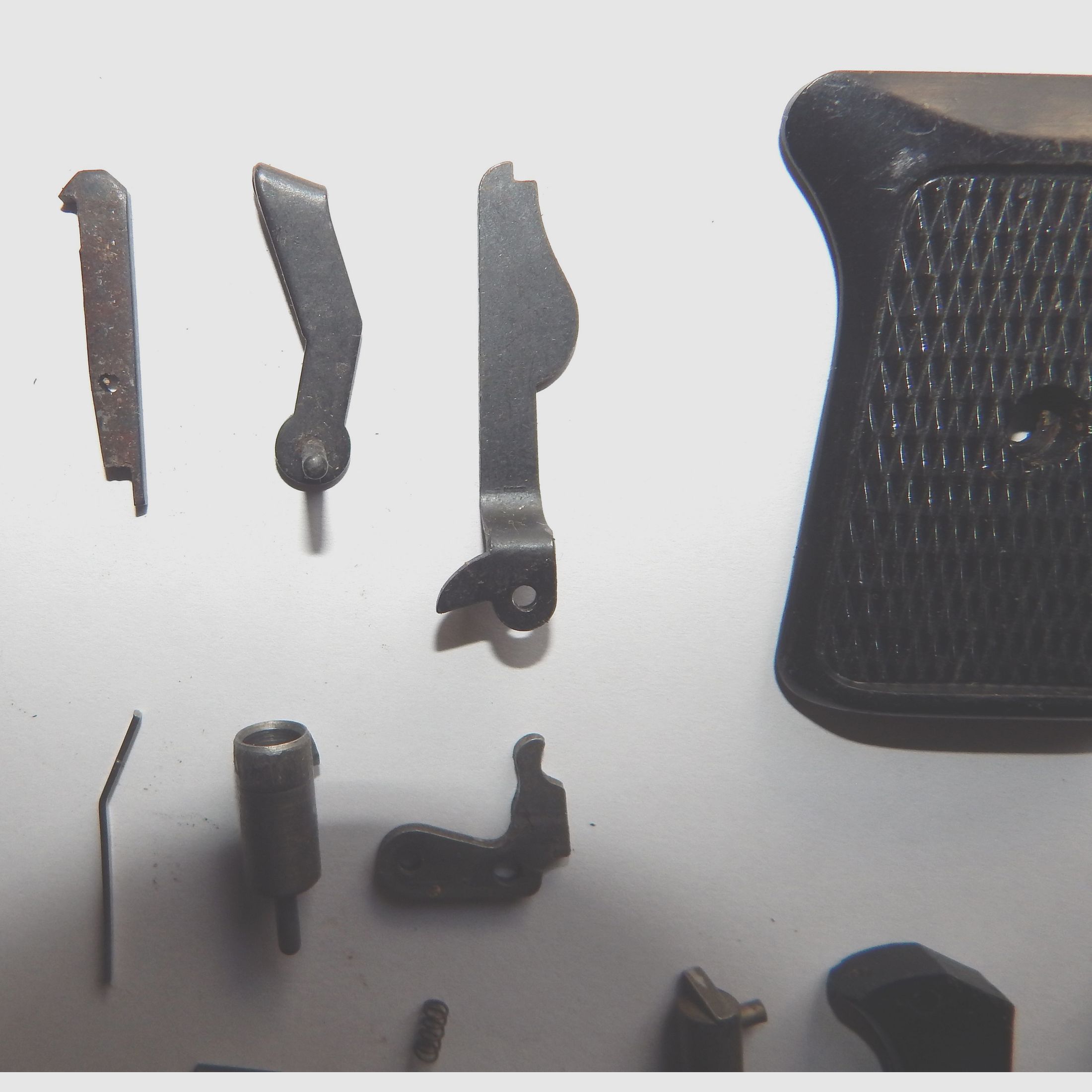 Ersatzteile für Pistole SM 10, 8 mmK