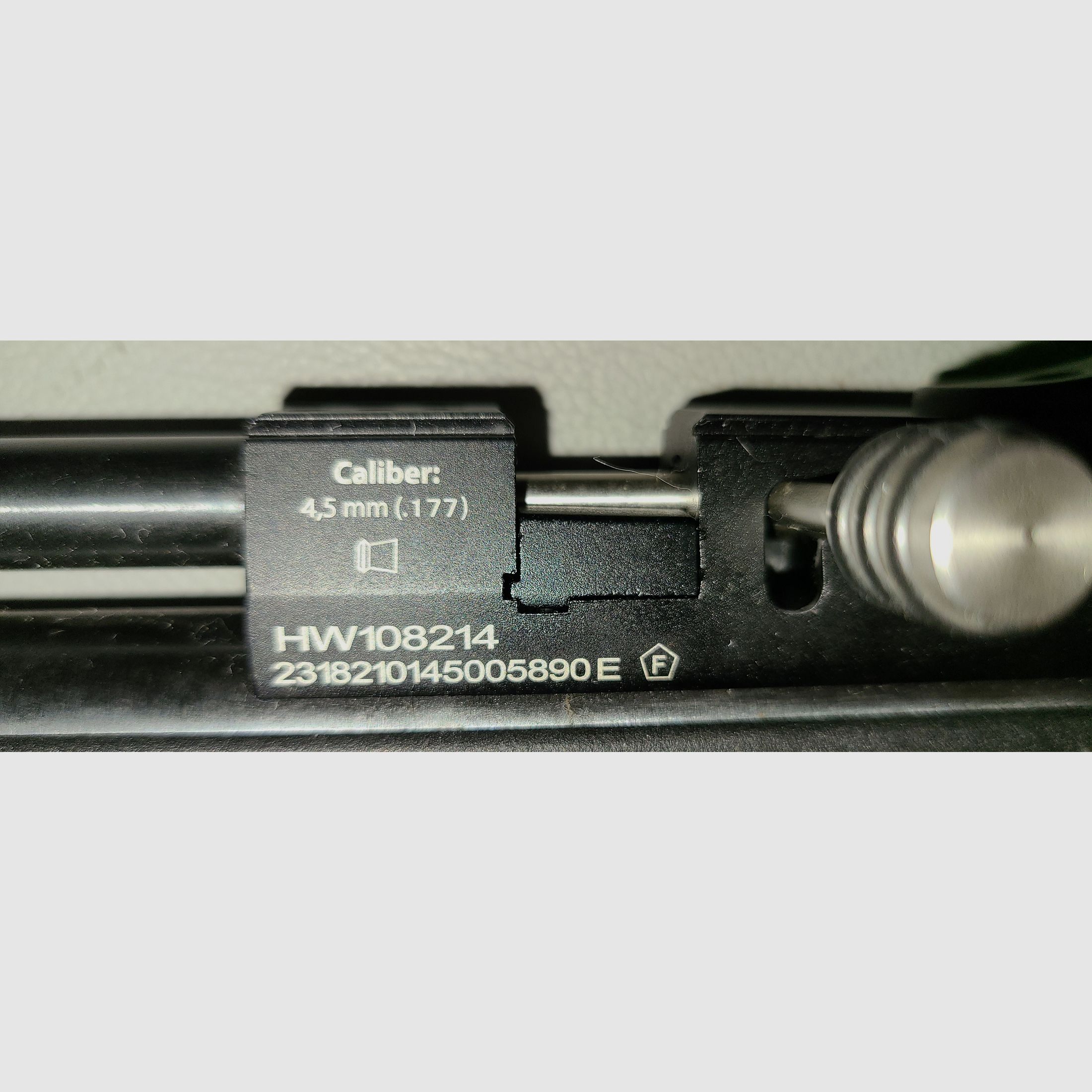 DIANA CHASER / F im 5eck / 4,5mm / LUFTPISTOLE / PISTOLE / MATCH / CO2 / SAMMLER / OHNE ZUBEHÖR / NEUWERTIG 