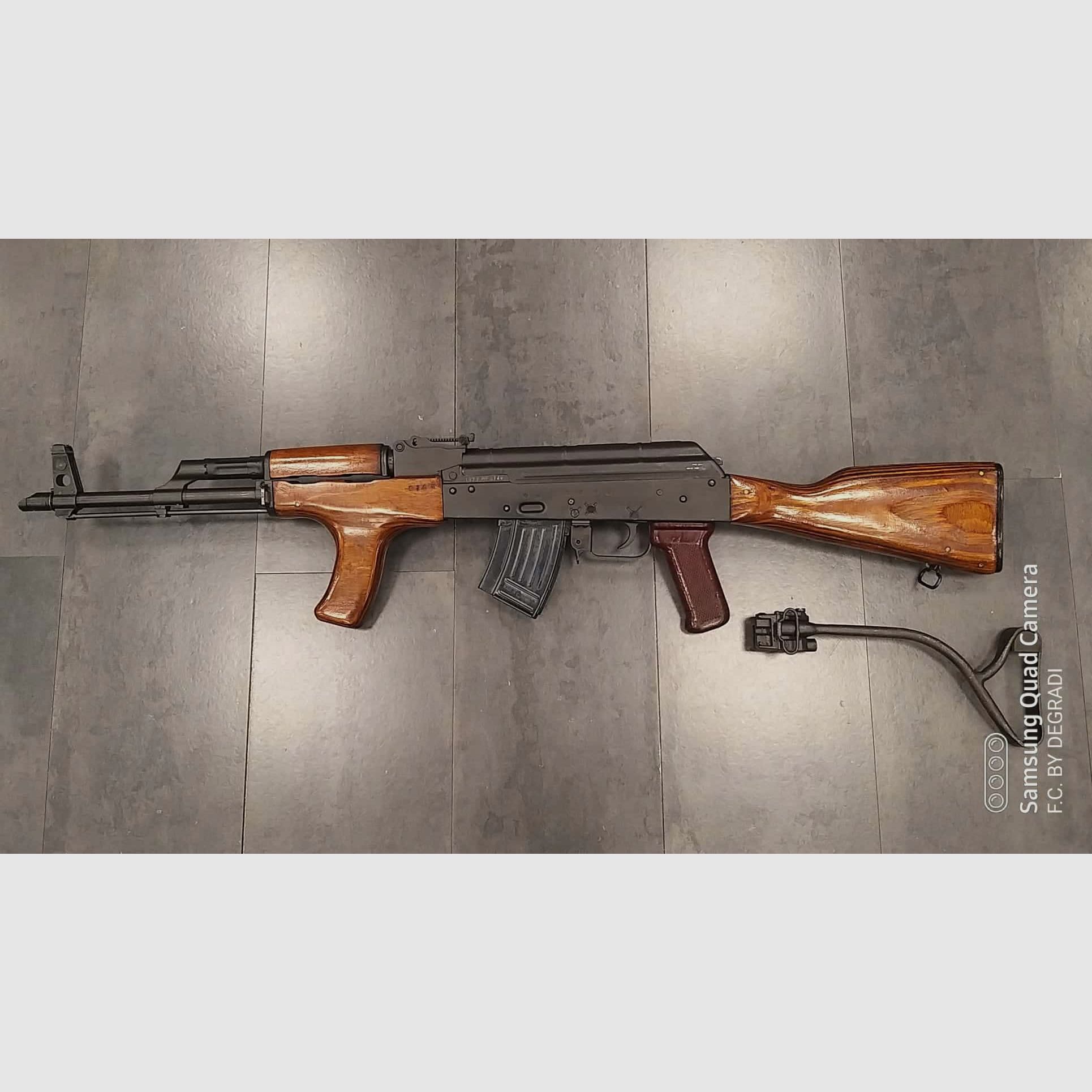 ARSENALI RUMENI AKM CALIBRO 7.62X39, immagine 2 di 4