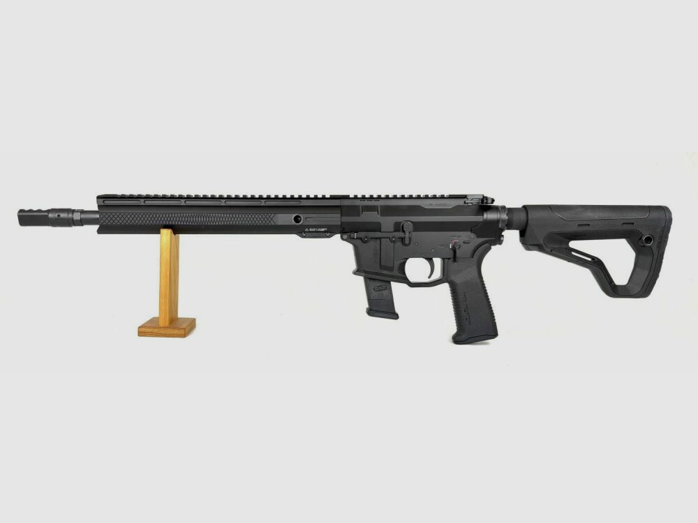 HERA Arms 9mm Hera Arms semi-automatisch geweer De 9er Gen4 13,5" PCC met Glock-lower