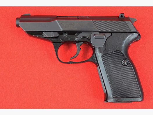 Walther P5