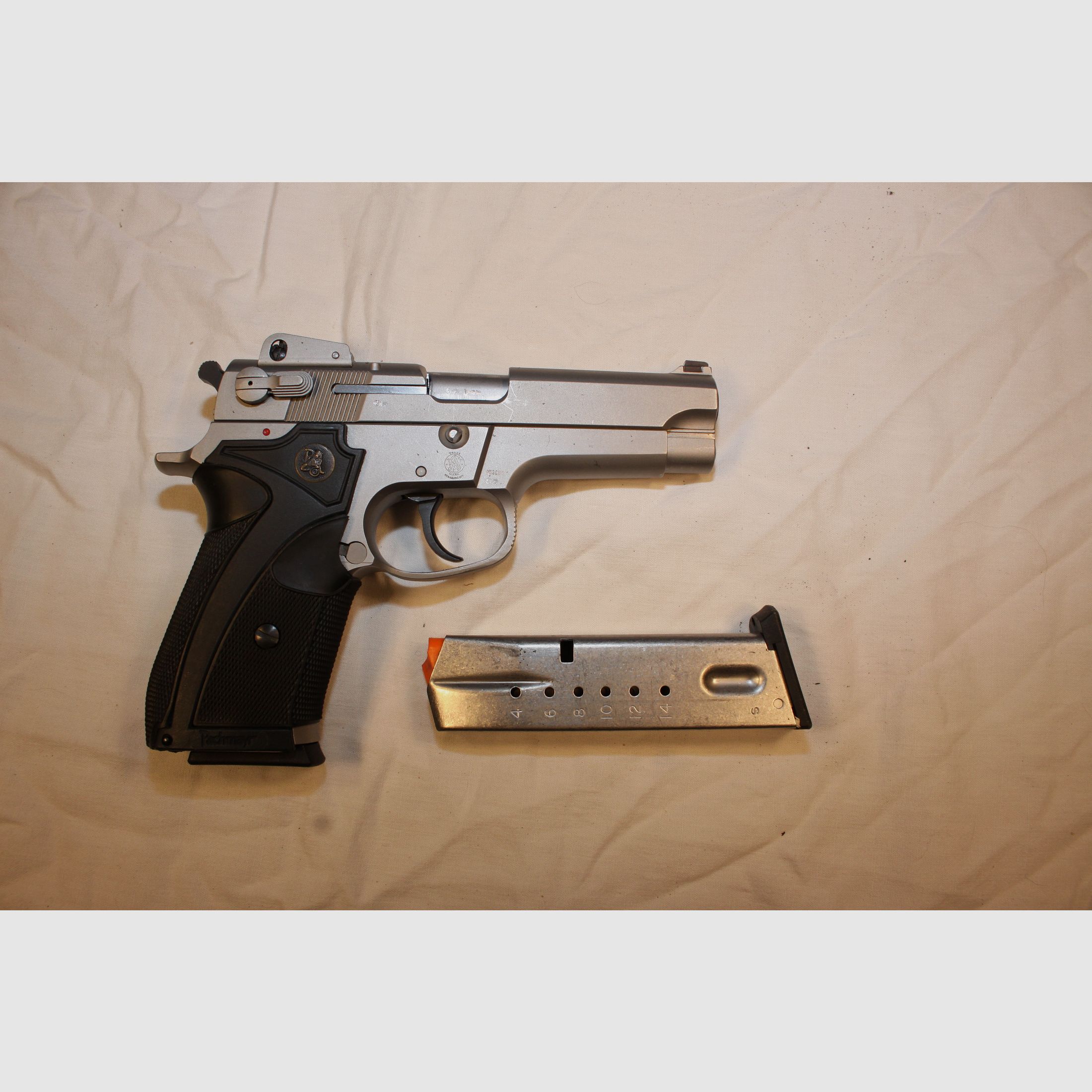 S&W Model 5906.