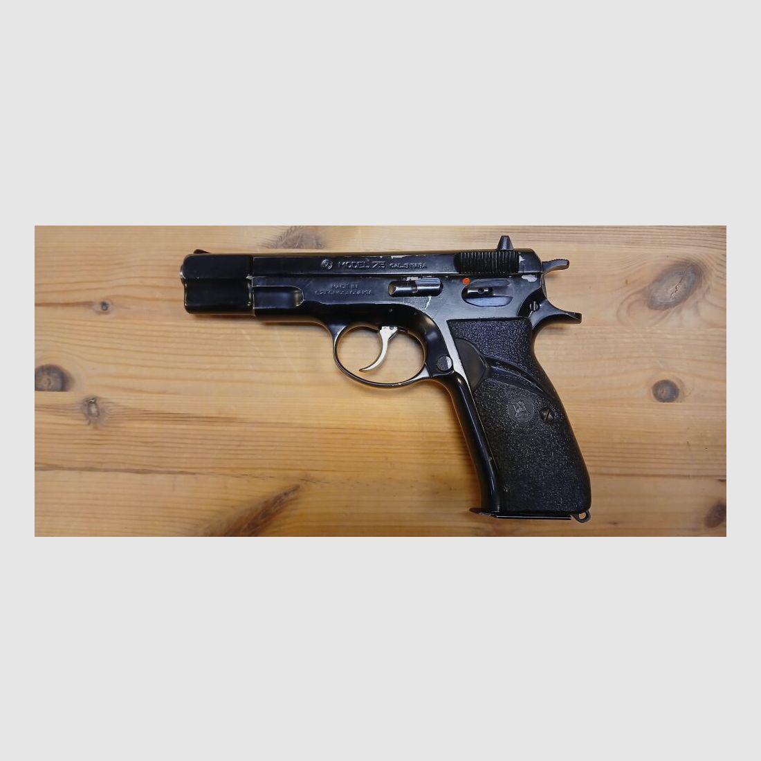 CZ Uhersky Brod / Brünner 75