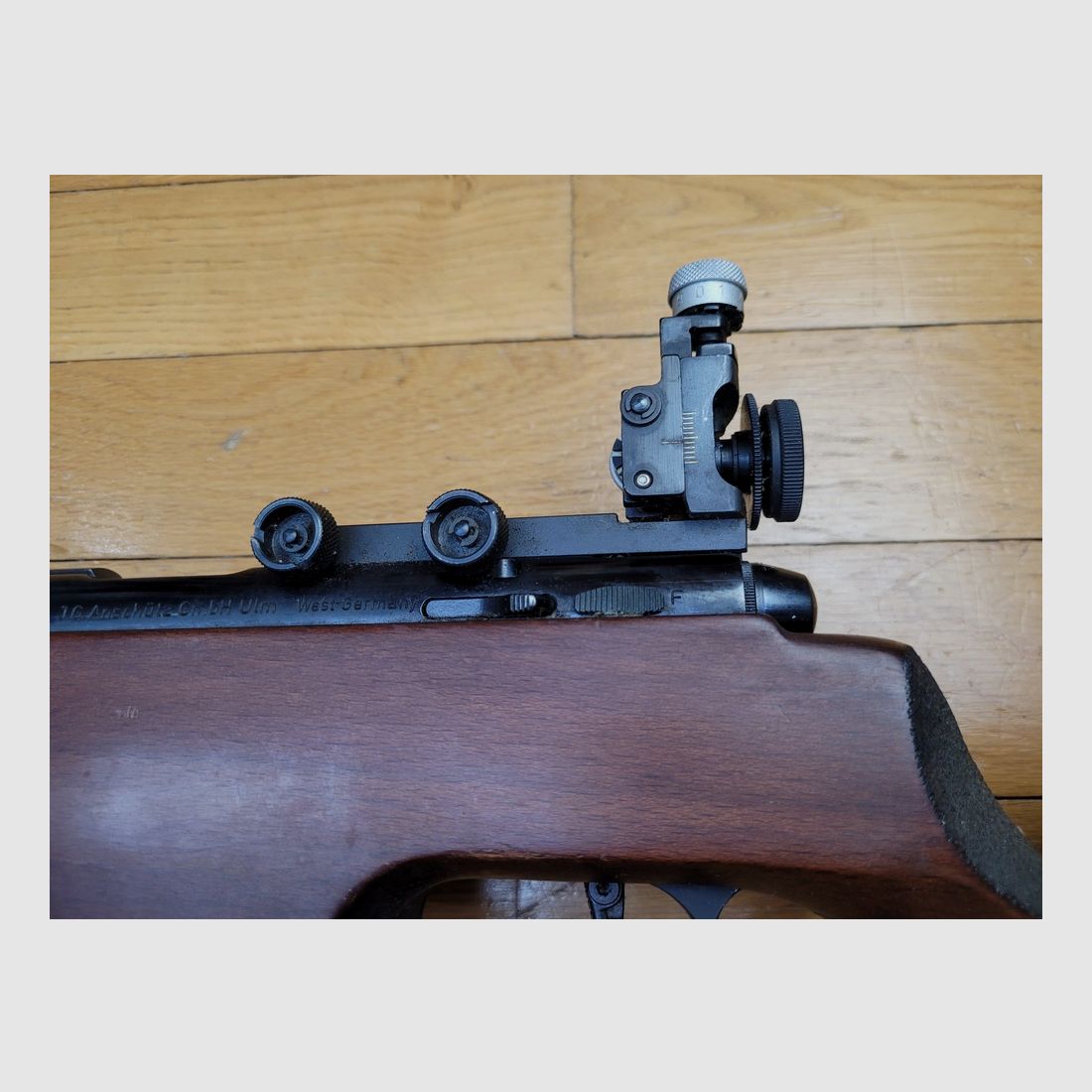 SALDI! Bella carabina di precisione – Anschütz Modello MATCH 1807 – Calibro 22LR – Completamente regolabile – Diottro di precisione – Canne pesante – Ottime condizioni, immagine 25 di 29