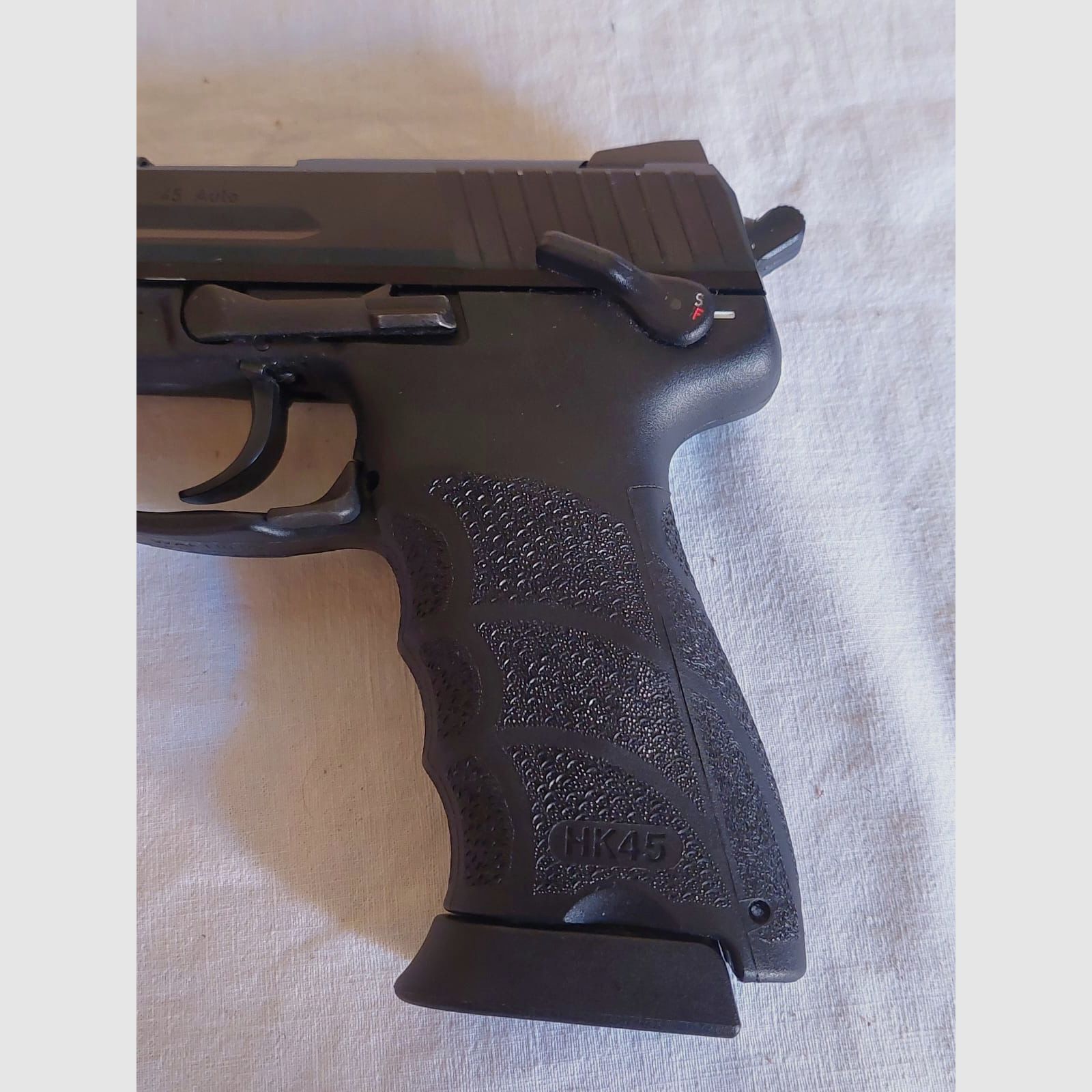 HK 45  6mm GBB + accesorios