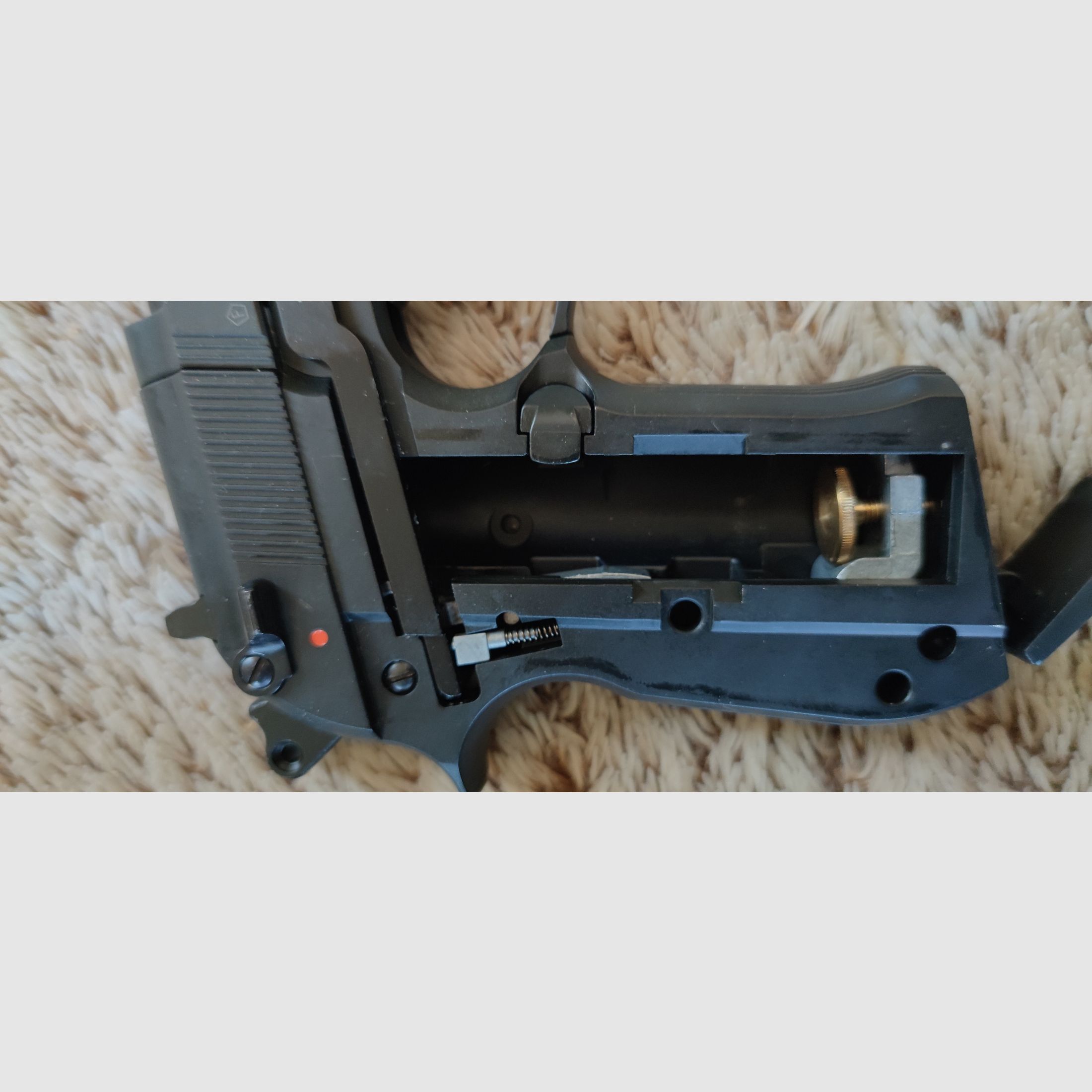 Beretta 92 FS   CO2.  4,5 mm