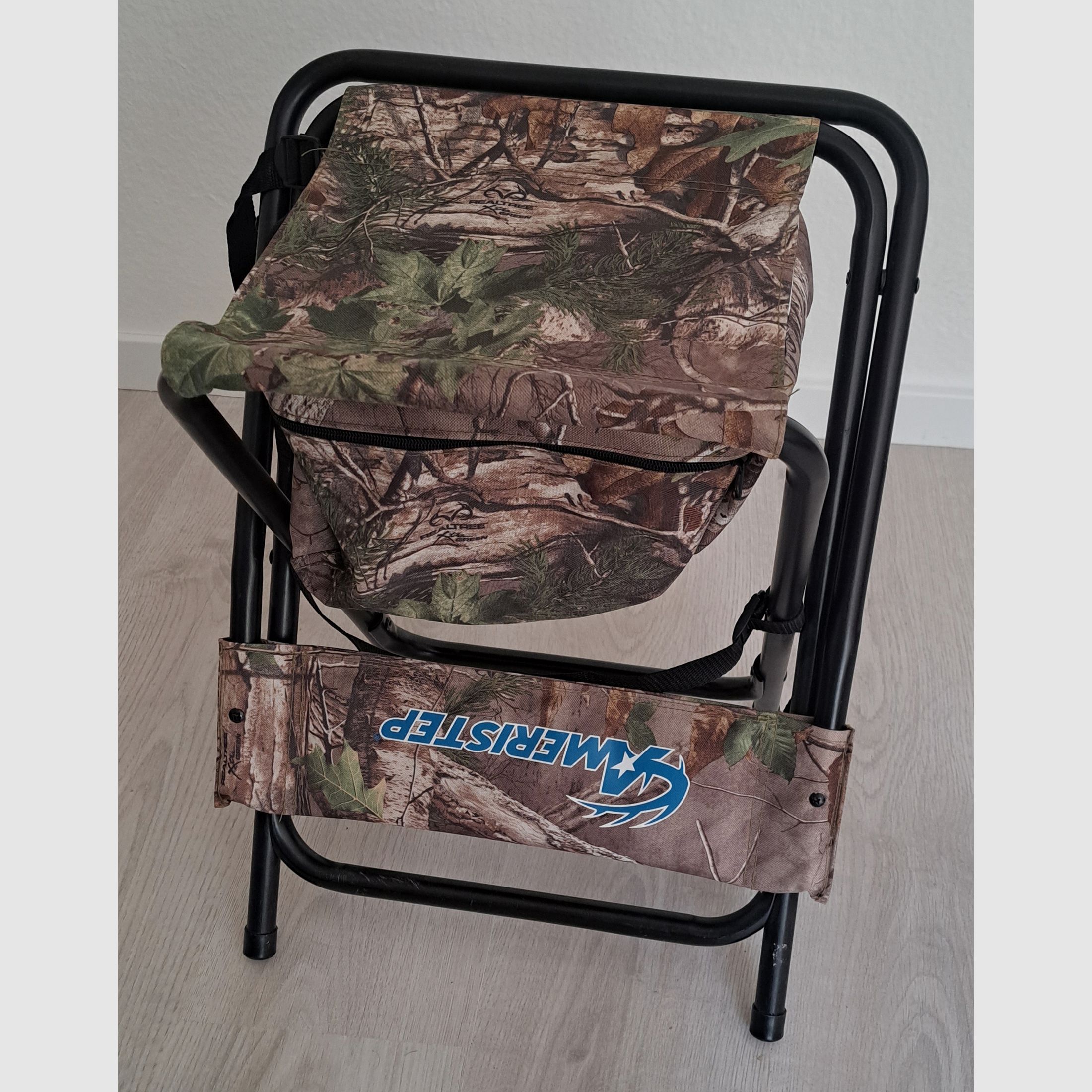 Hunting Ameristep folding chair with storage compartment