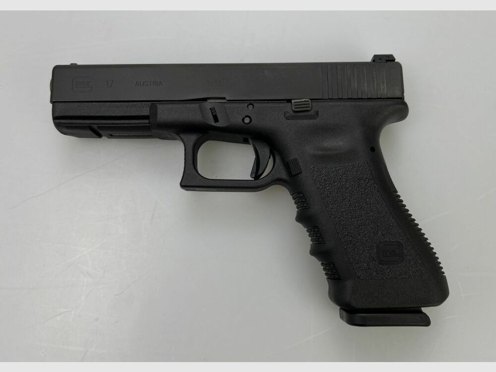 GLOCK 17