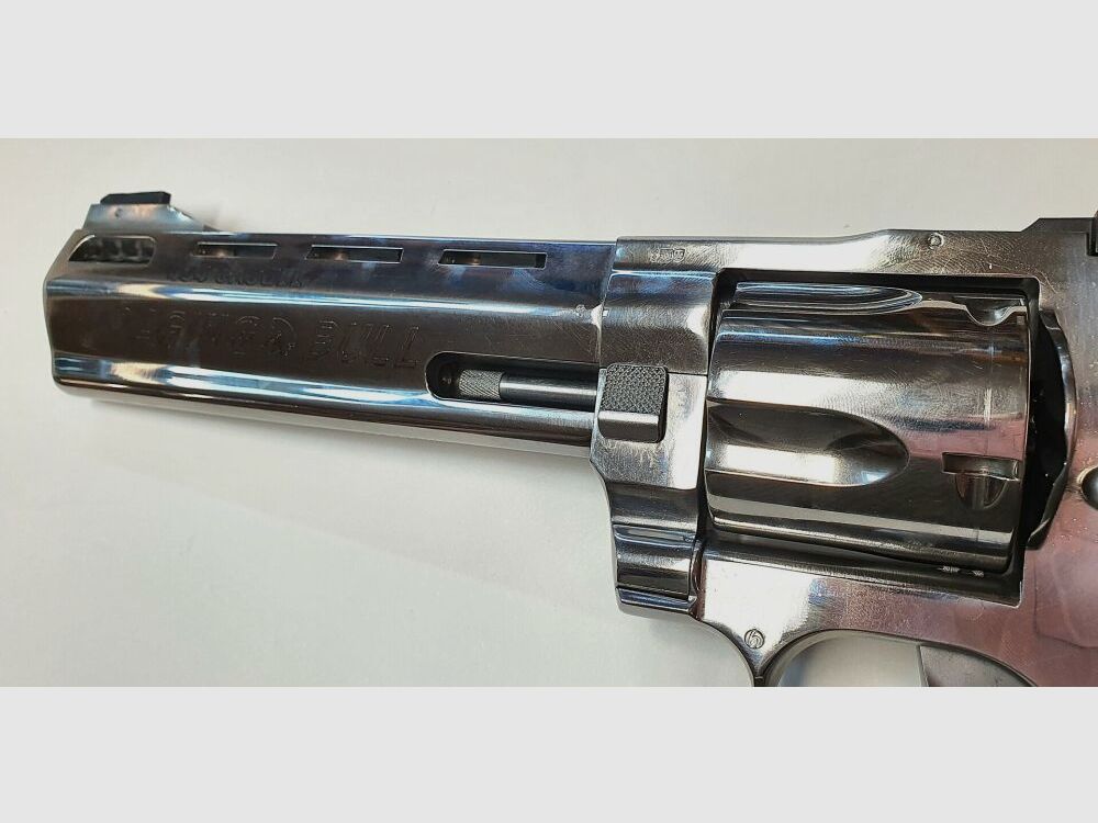 Revolver Taurus RAGING BULL en calibre .454 Casull nickelé 6,5" canon