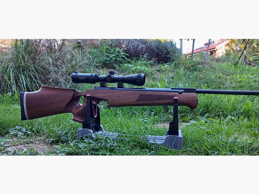 Weihrauch HW 50 K S 4,5 (F) z customowym stockiem orzechowym