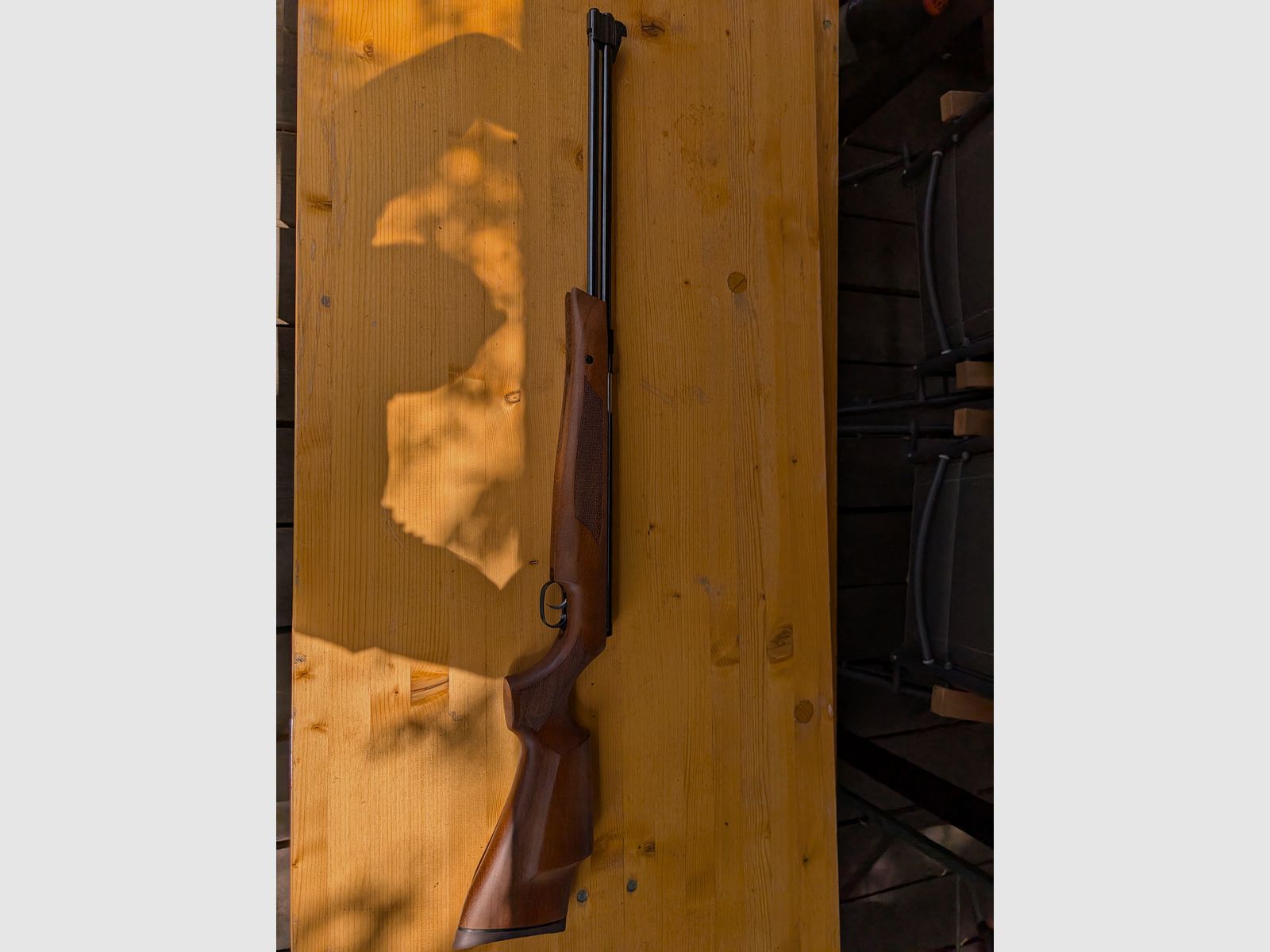 Weihrauch HW 77