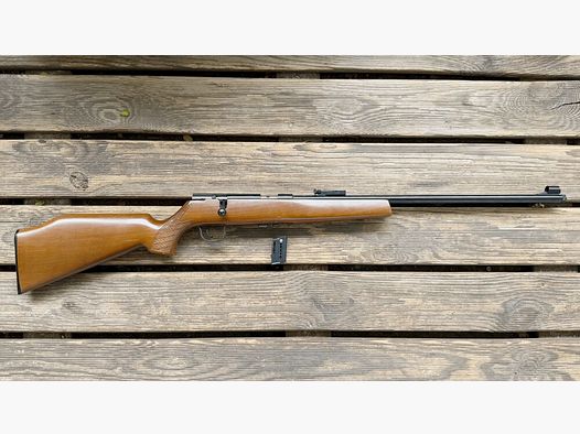 Mauser 107 mit 2. Magazin .22lr